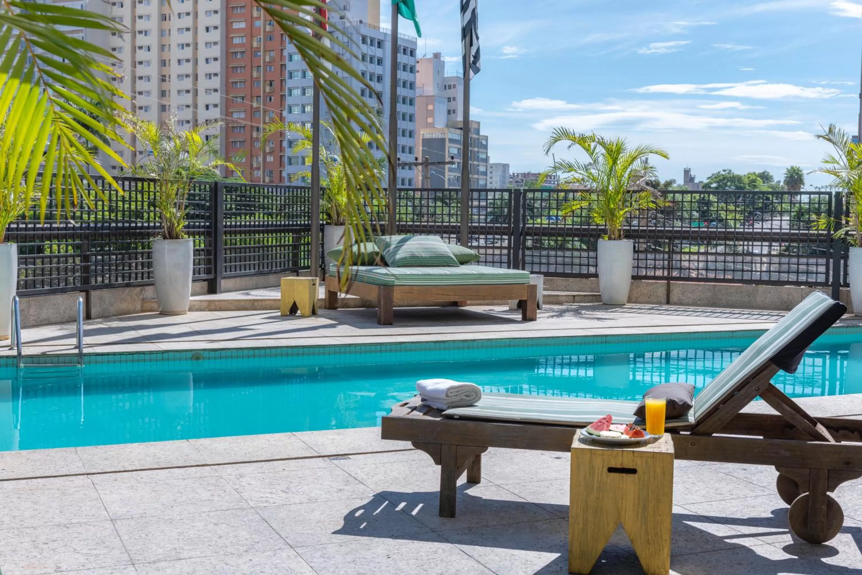 Pool view in Monreale Plus Midtown Campinas