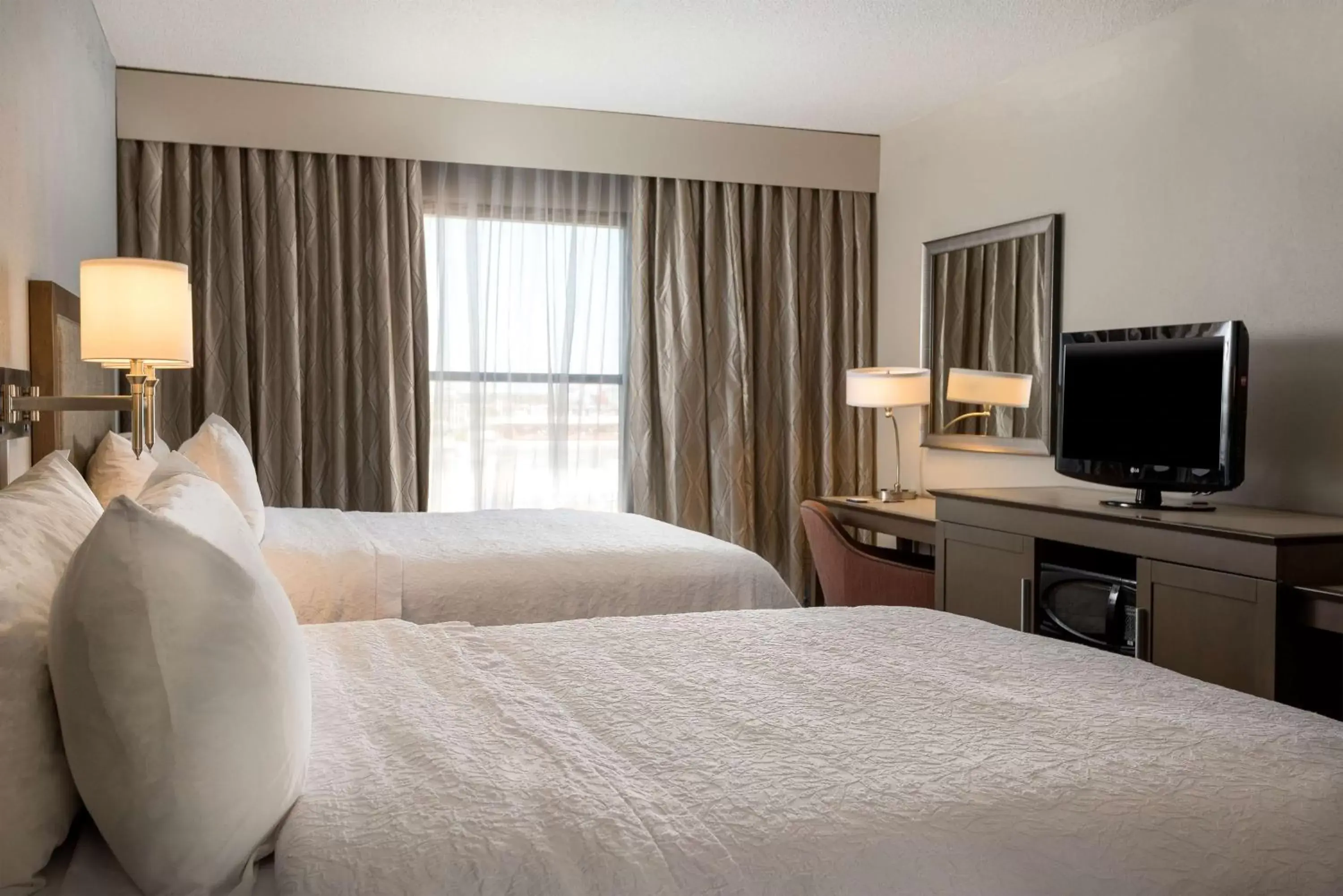 Bed in Hampton Inn Myrtle Beach West Bed in Hampton Inn Myrtle Beach West