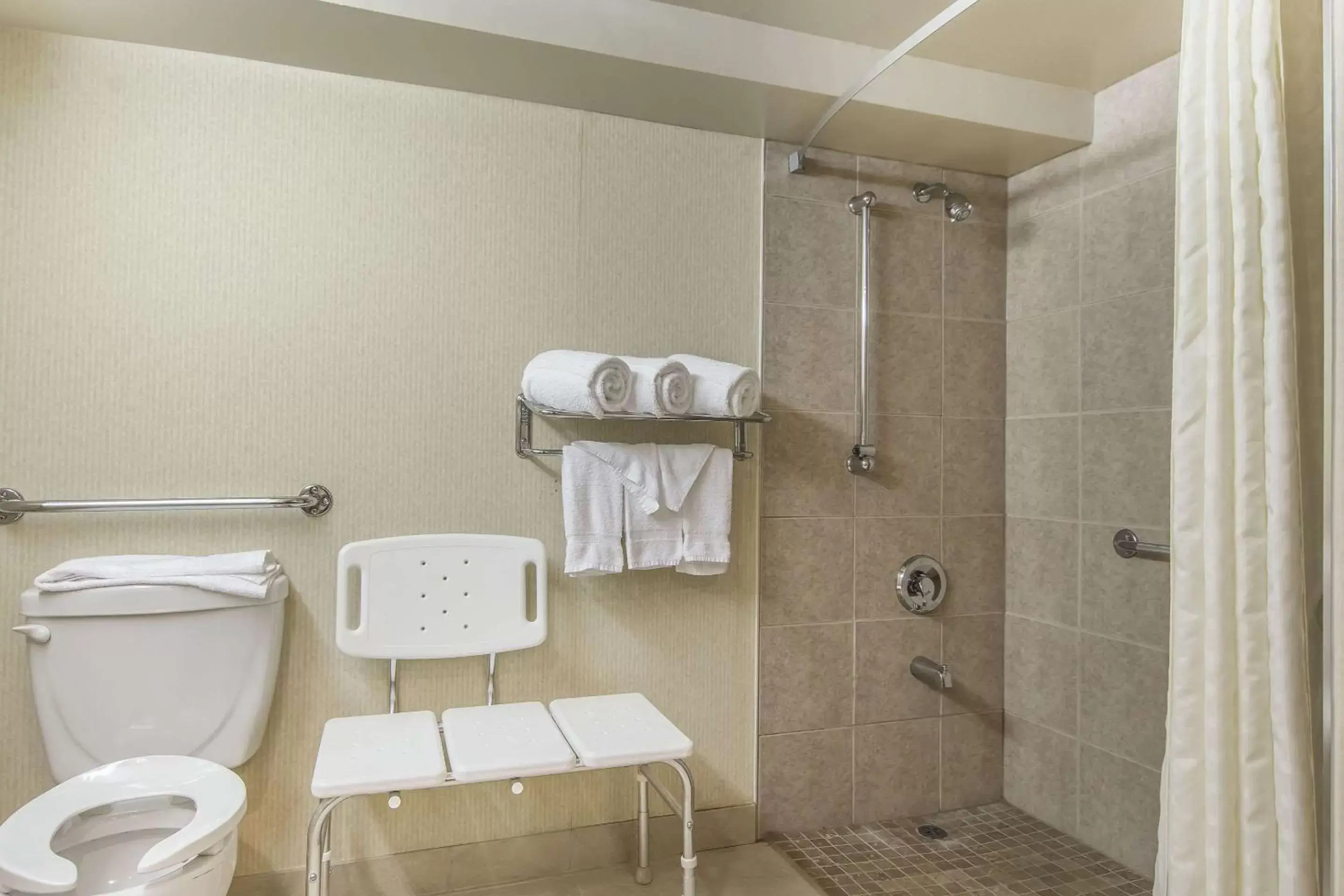 Bathroom in Hidden Valley Resort, Ascend Hotel Collection