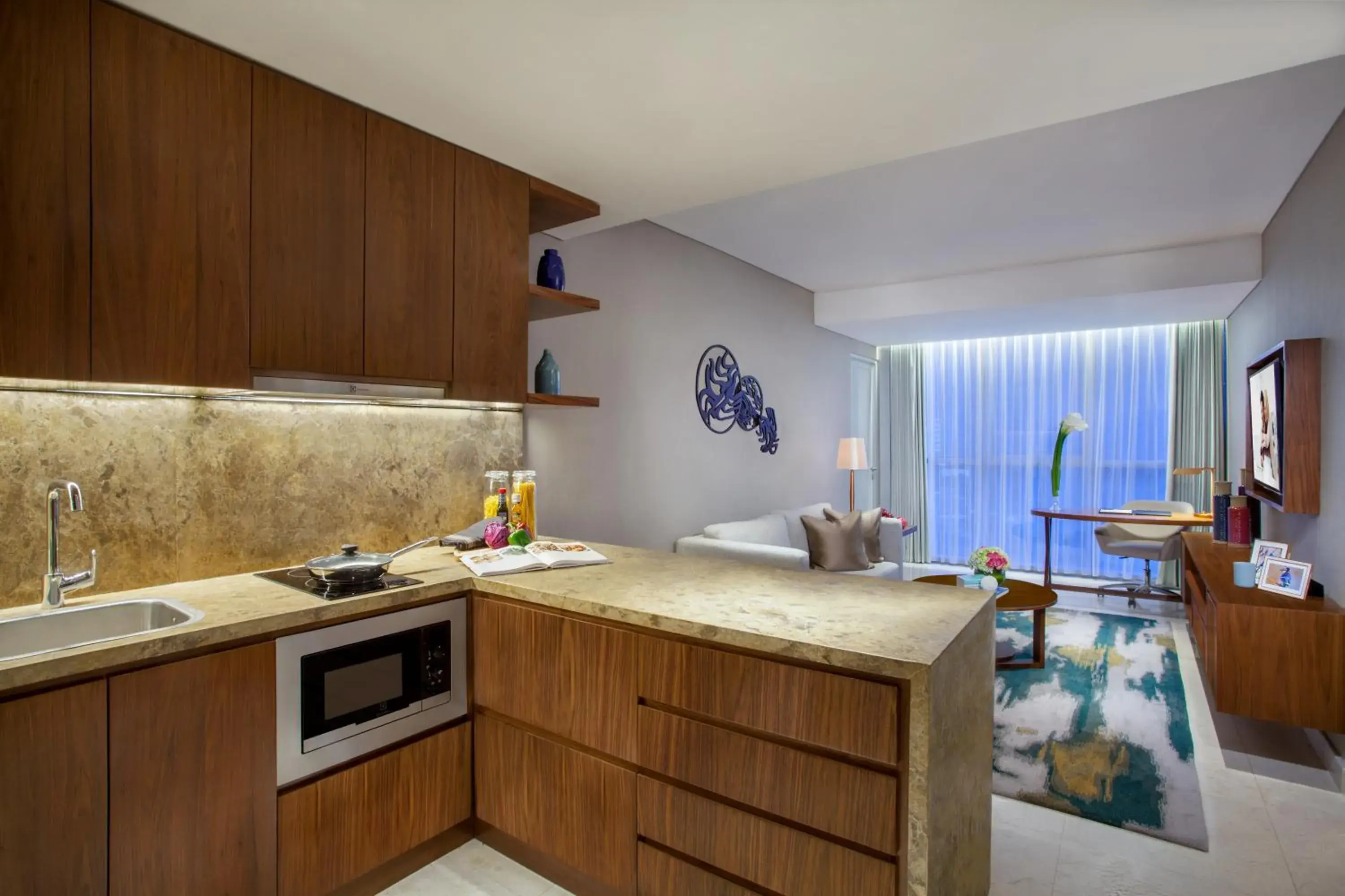 Coffee/tea facilities, Kitchen/Kitchenette in Ascott Sudirman Jakarta