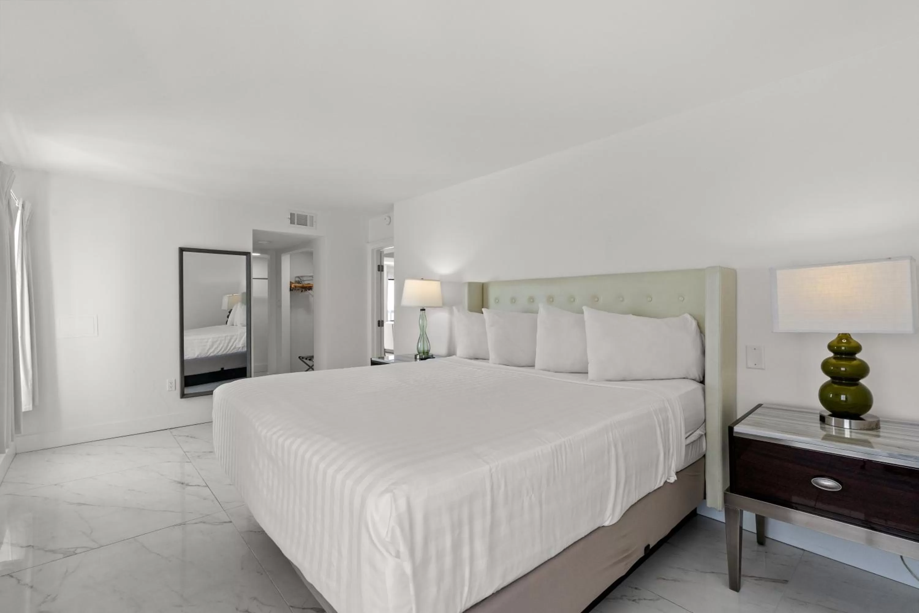 Bedroom, Bed in Grande Beach Resort