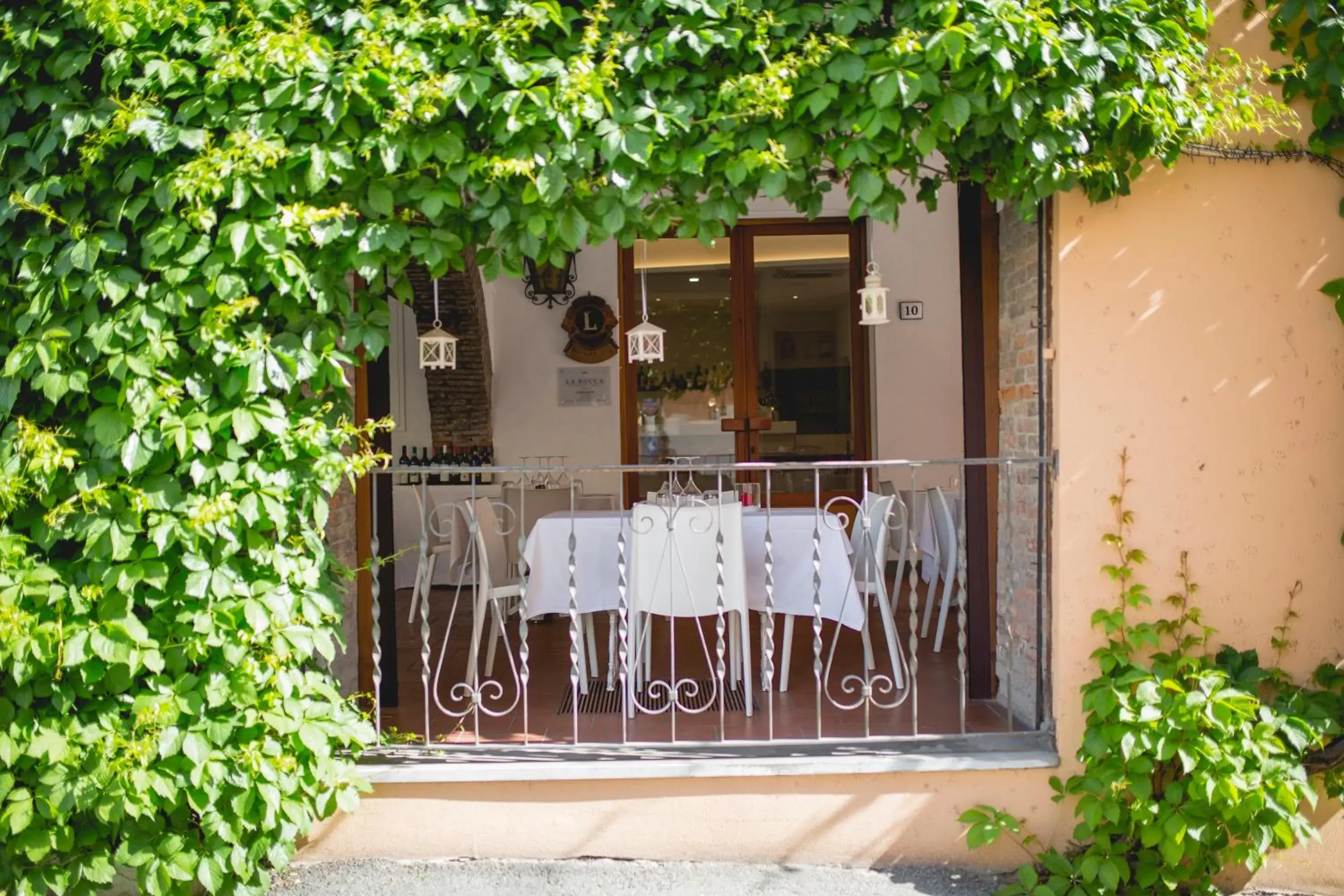 Patio in Albergo La Rocca