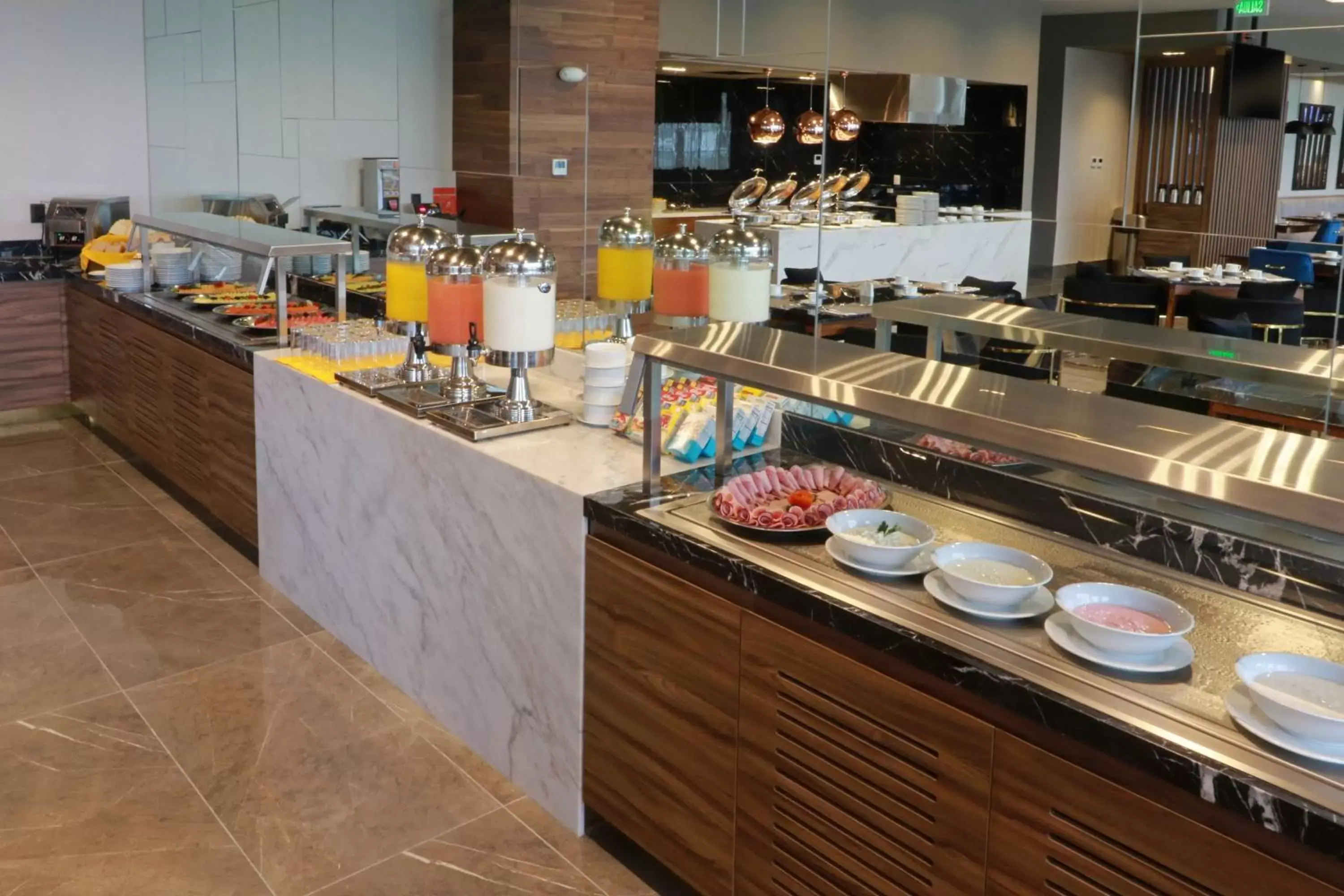 Breakfast, Restaurant/Places to Eat in Hilton Garden Inn Monterrey Obispado