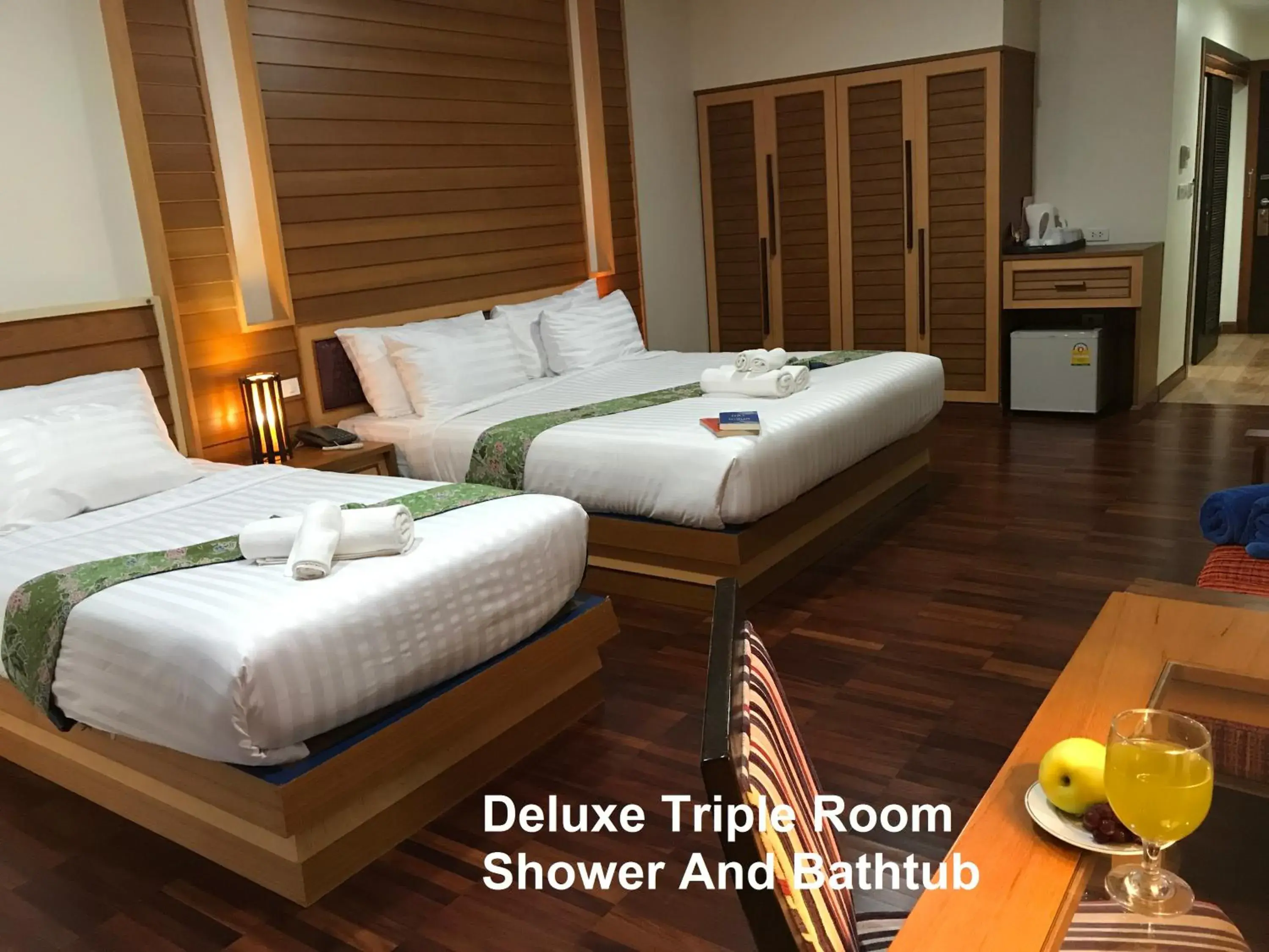 Bed in Taman Resort