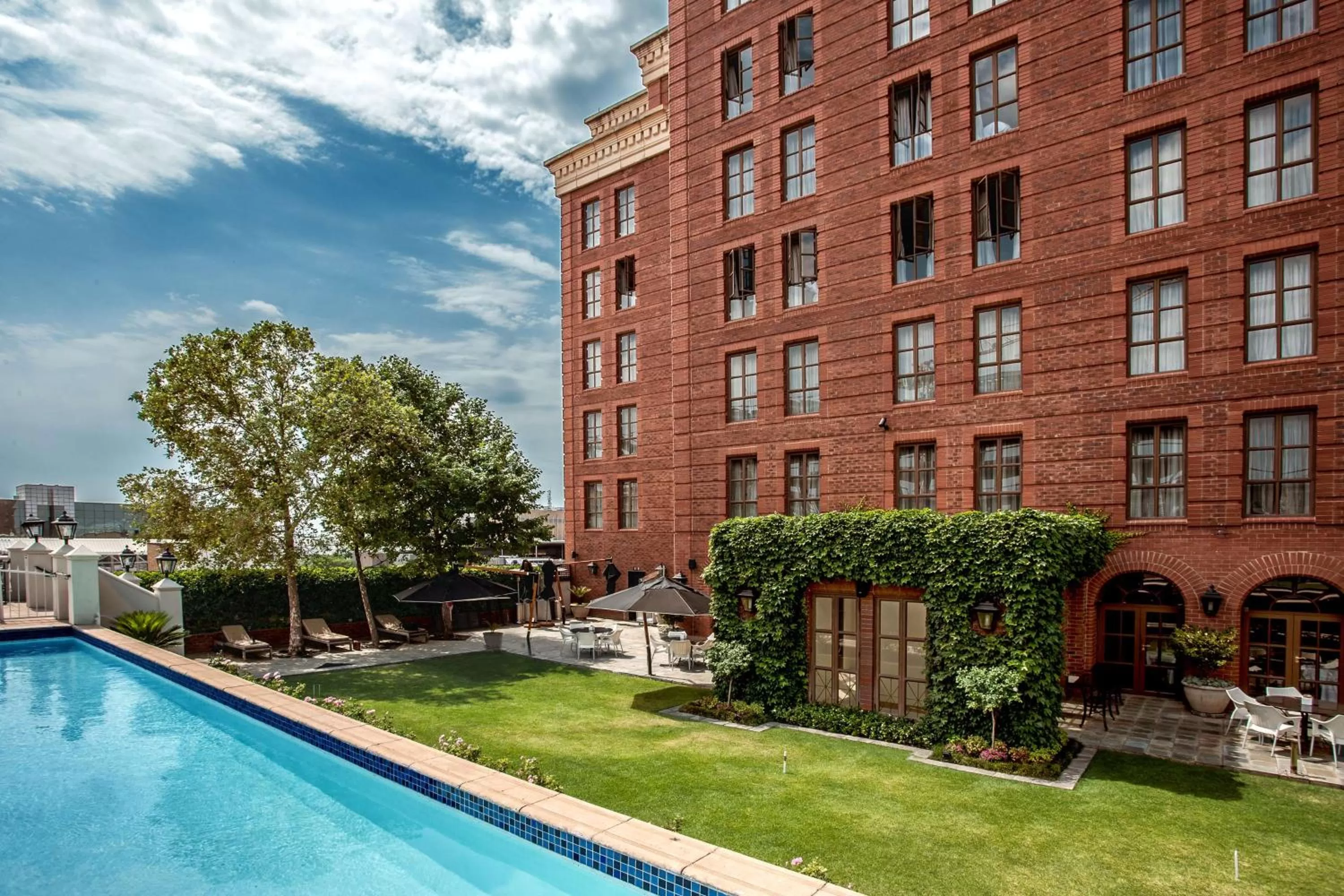 Activities in 54 on Bath, Johannesburg Rosebank