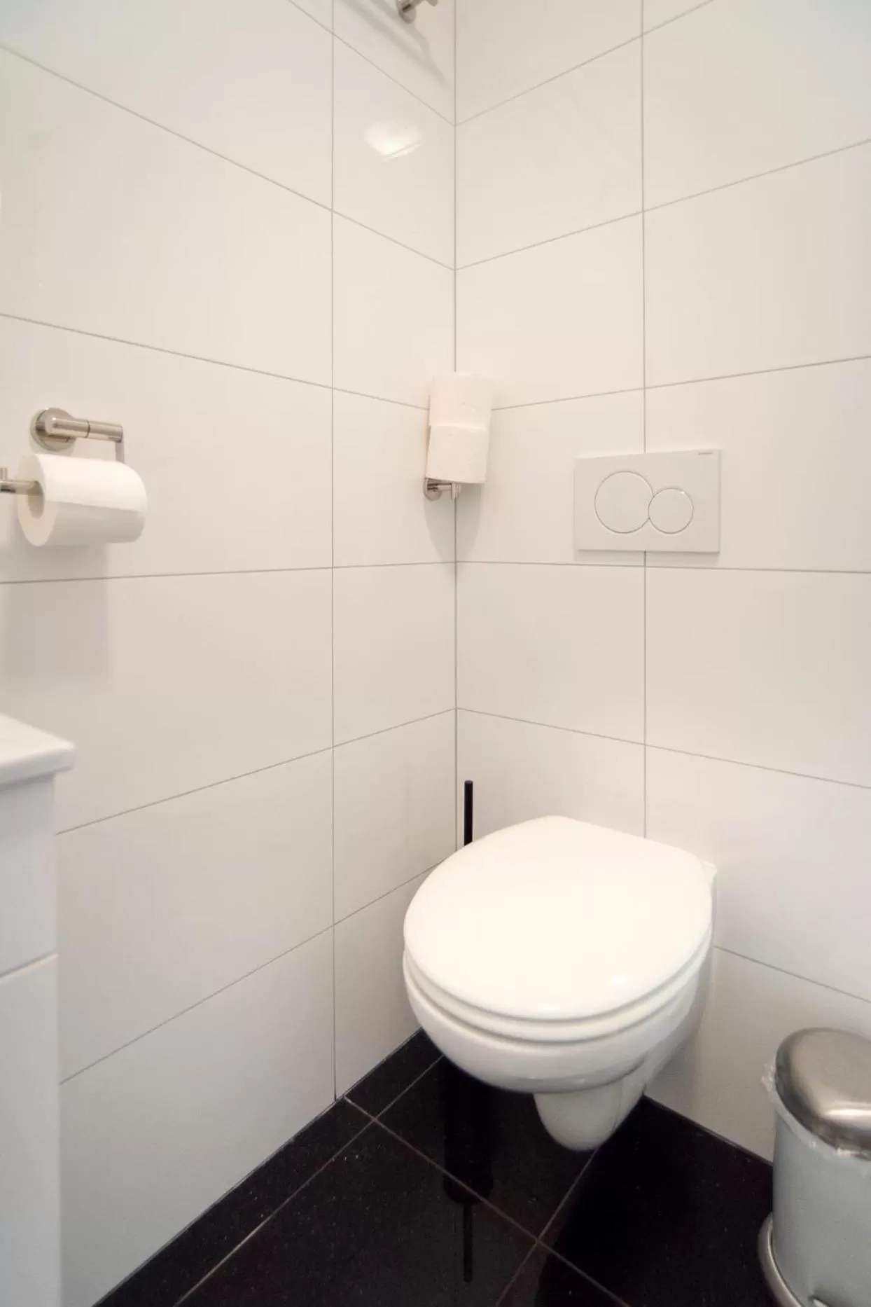 Bathroom in Midtown Hotel Twin Studio