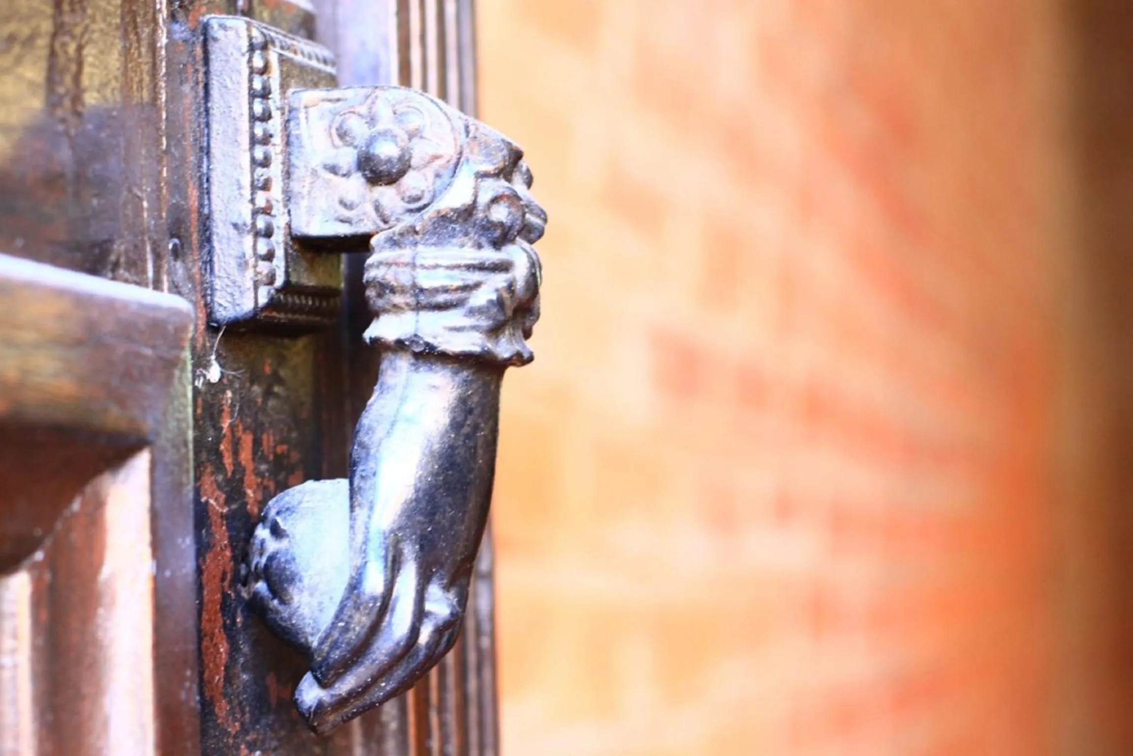 Area and facilities in Kallisté