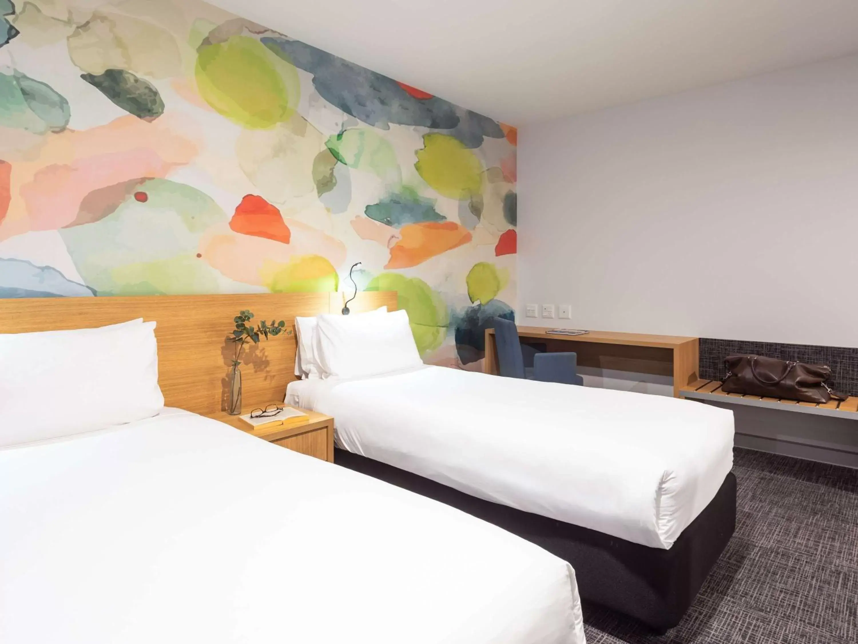 Bedroom, Bed in Ibis Styles Hobart