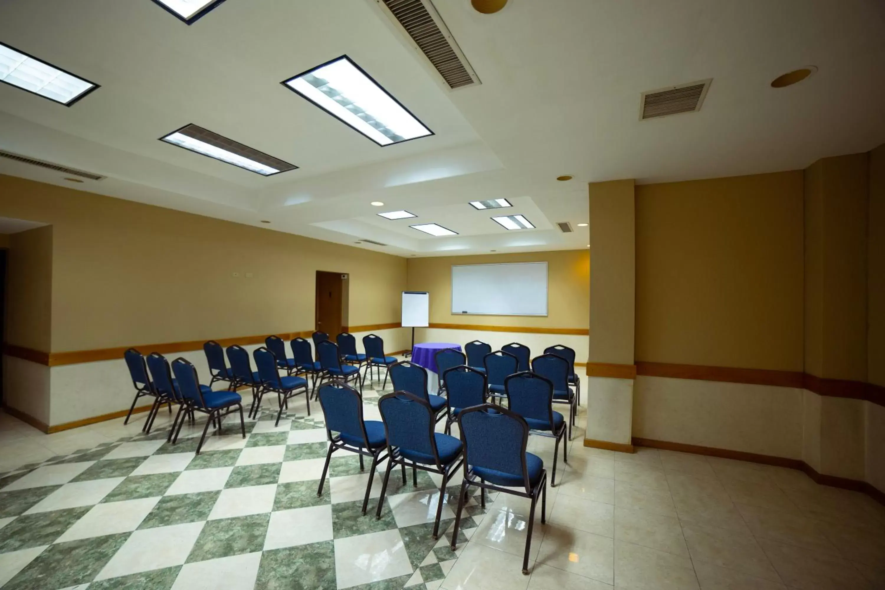 Meeting/conference room in Hotel Colonial Mexicali