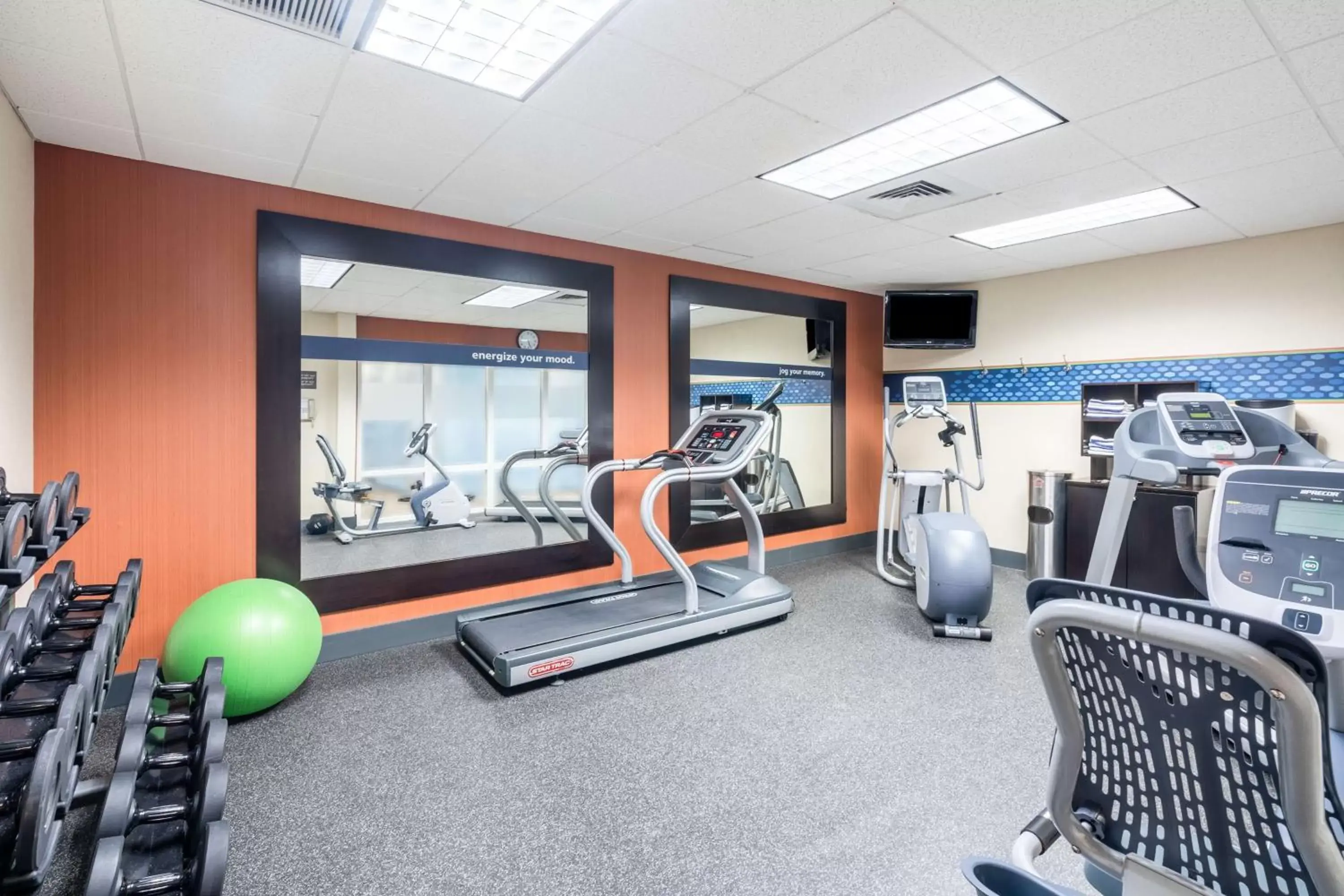 Fitness centre/facilities, Fitness Center/Facilities in Hampton Inn & Suites West Little Rock