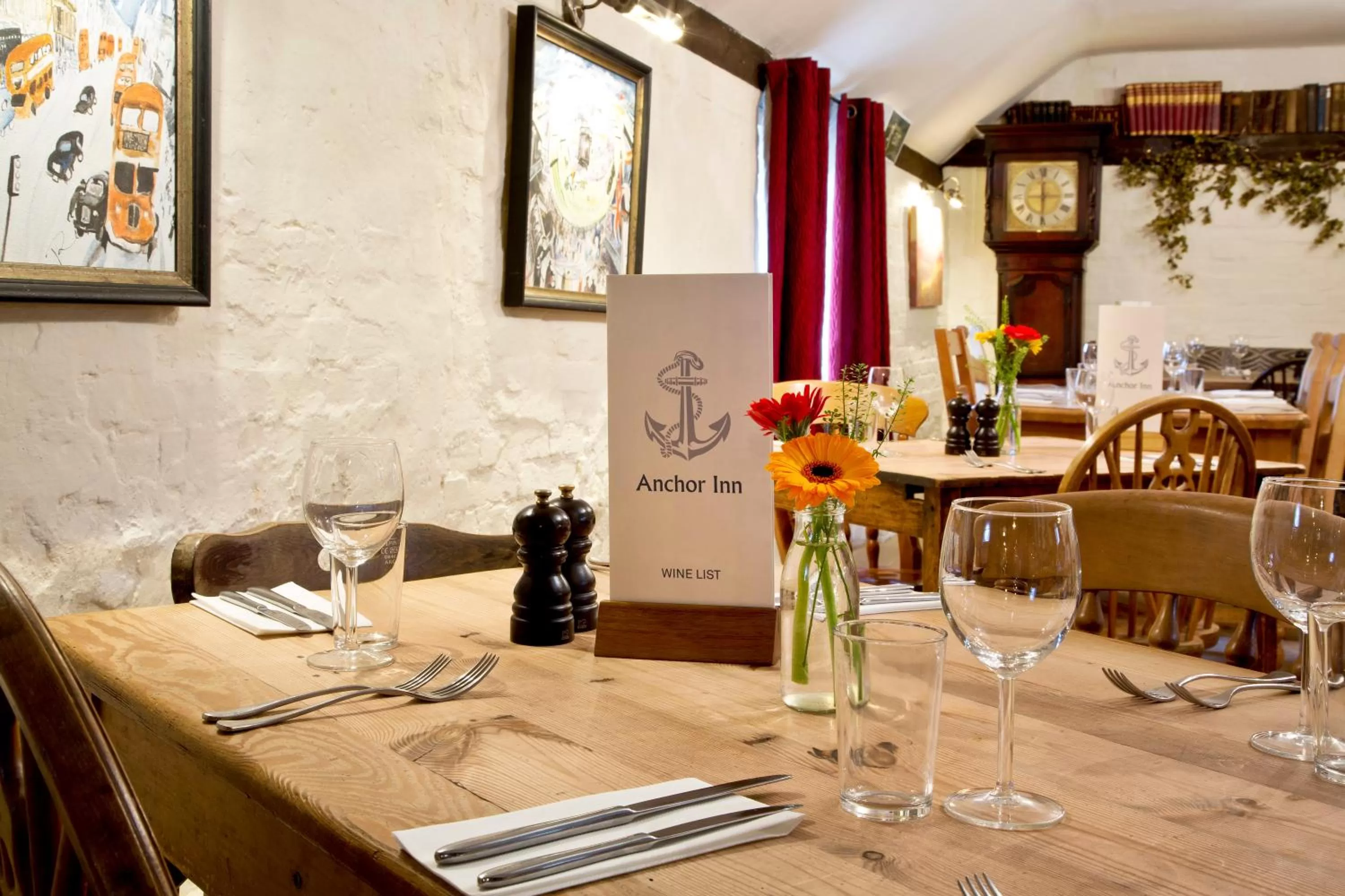 Restaurant/Places to Eat in Anchor Inn