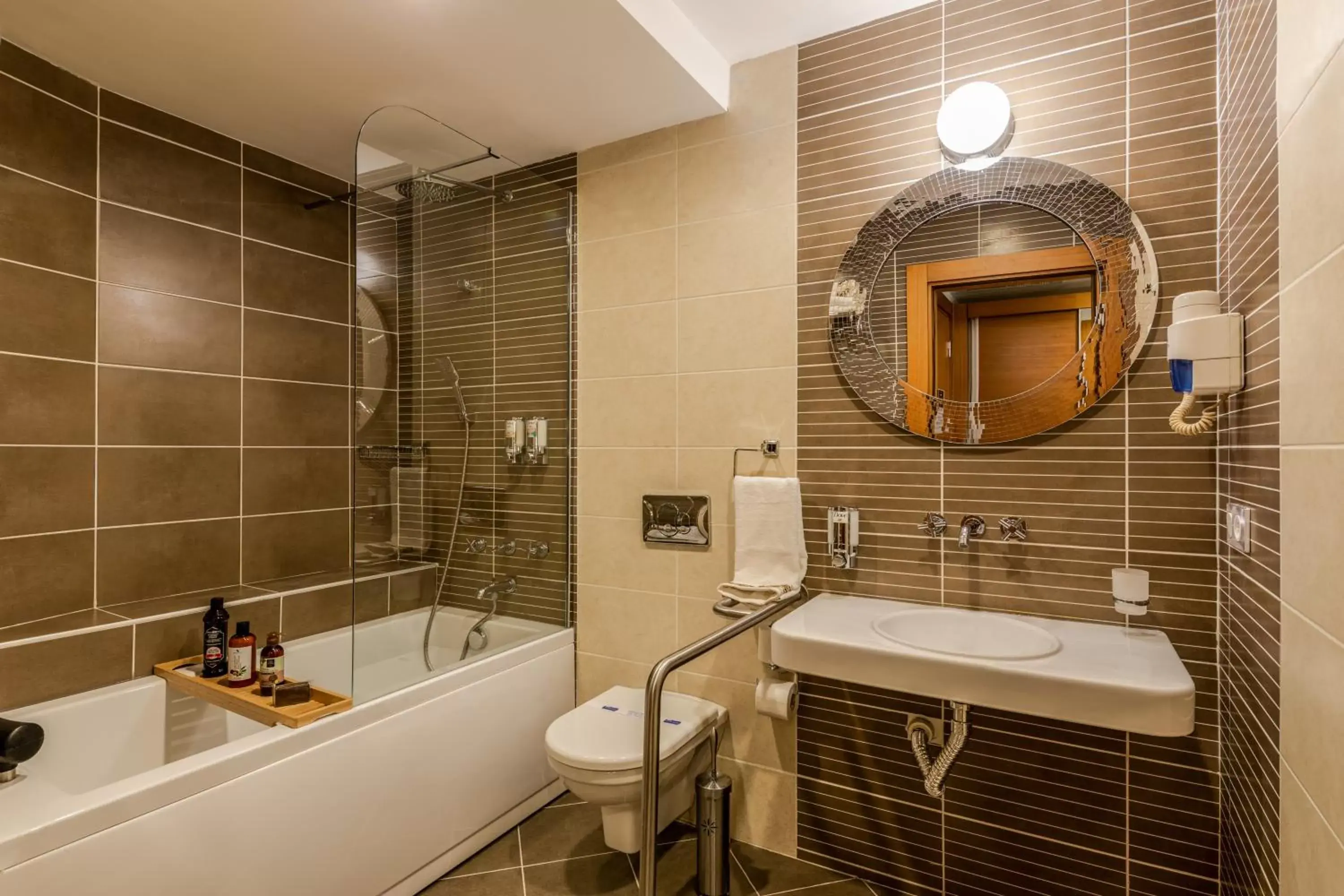 Bathroom in Parkhouse Hotel & Spa
