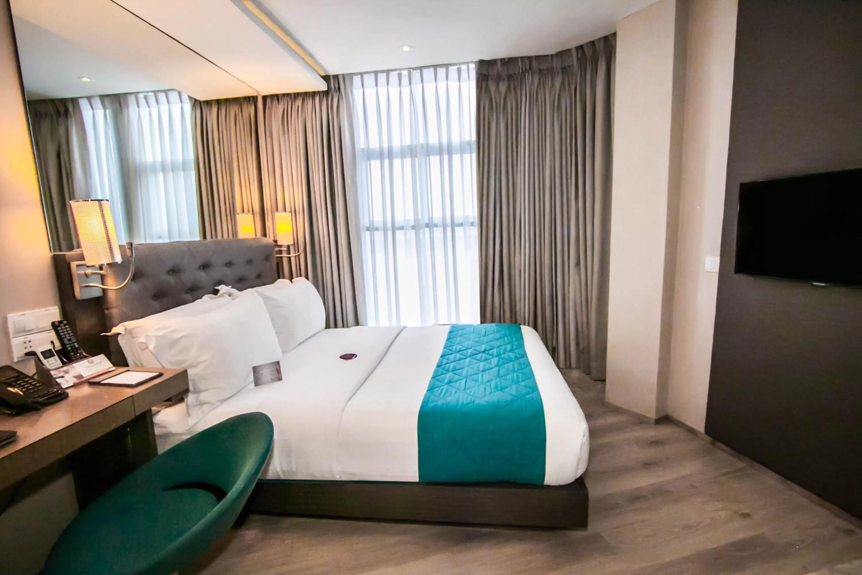 Photo of the whole room, Bed in Hotel XYZ