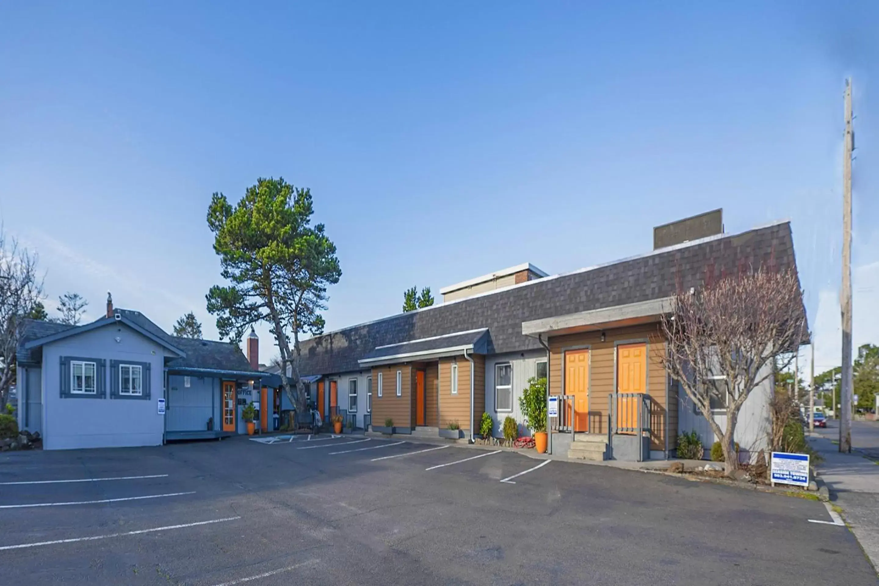 Facade/entrance, Property Building in City Centre Motel by OYO