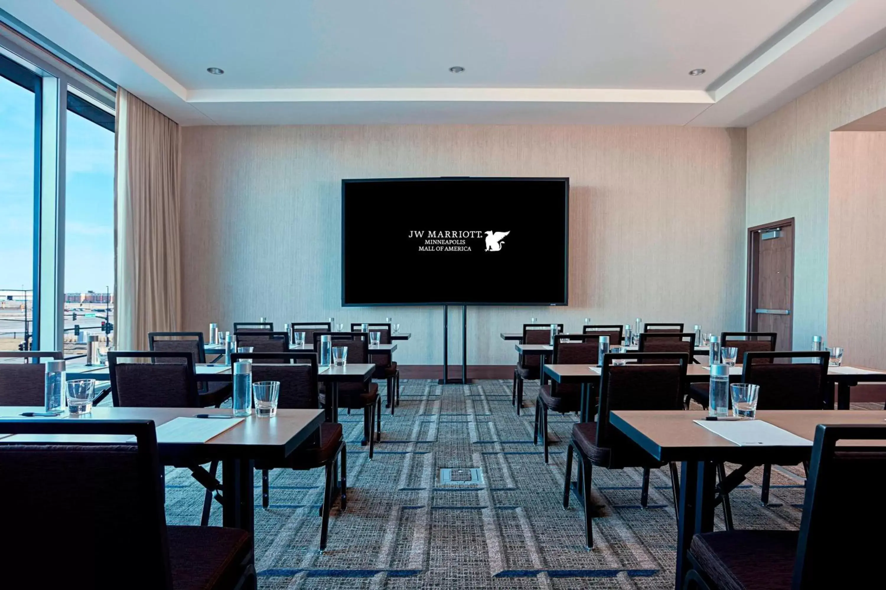 Meeting/conference room in JW Marriott Minneapolis Mall of America