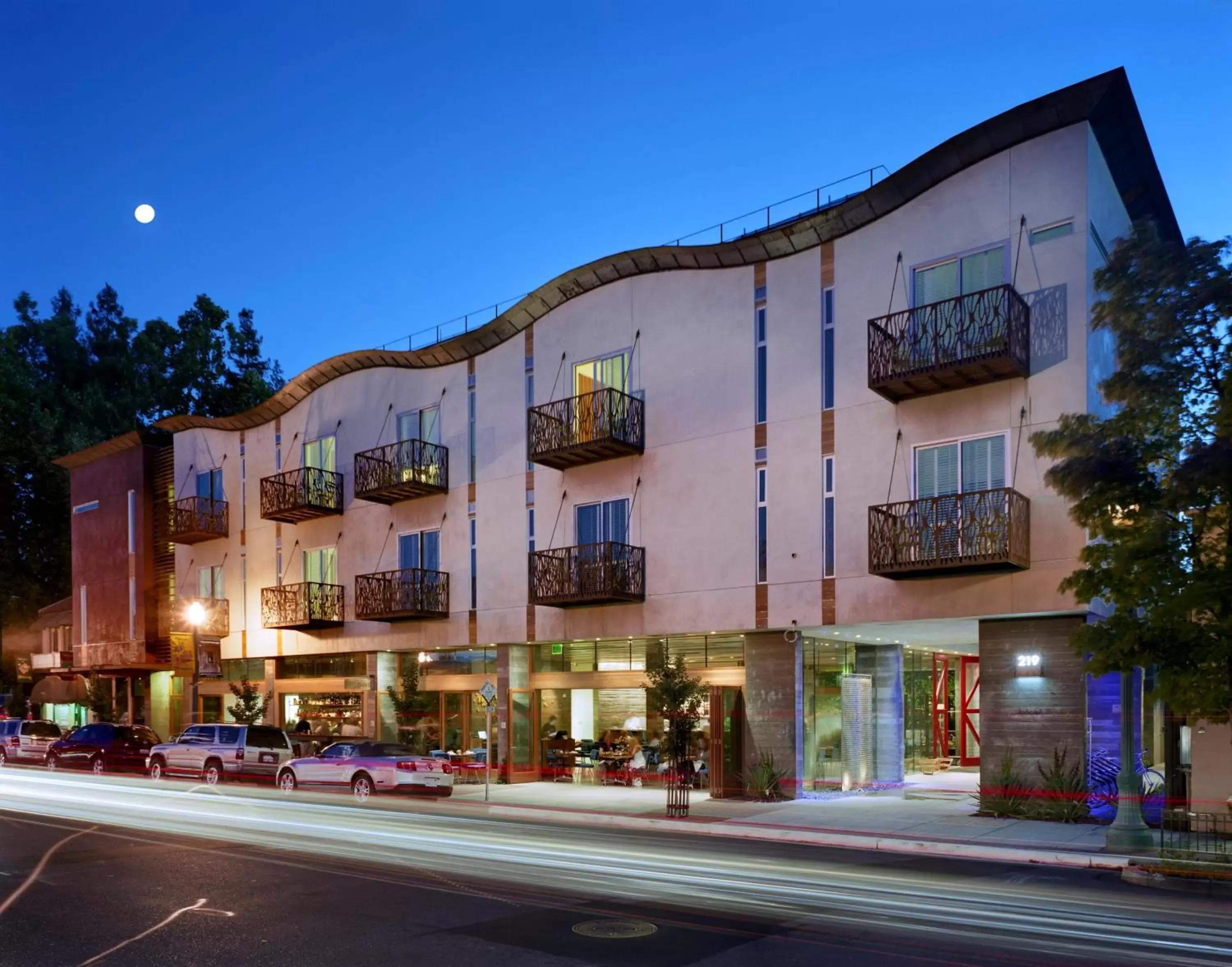 Facade/entrance, Property Building in H2hotel