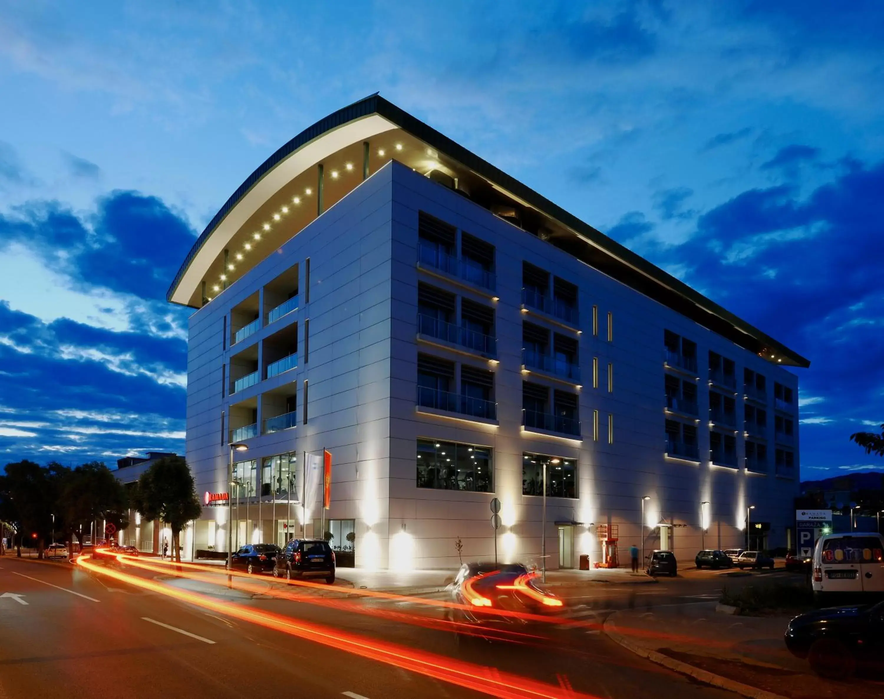 Facade/entrance, Property Building in Ramada by Wyndham Podgorica