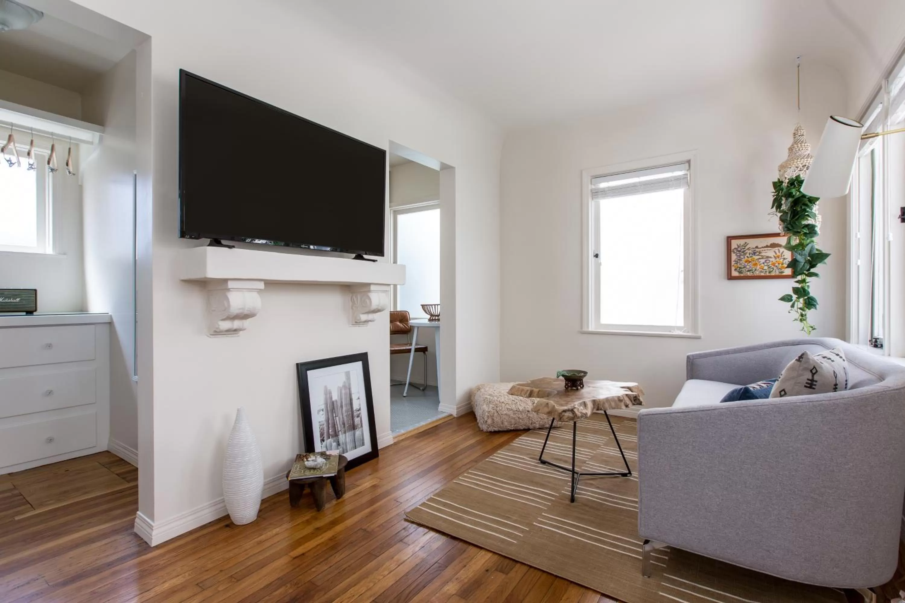 TV/Entertainment Center in Sonder The Bungalows