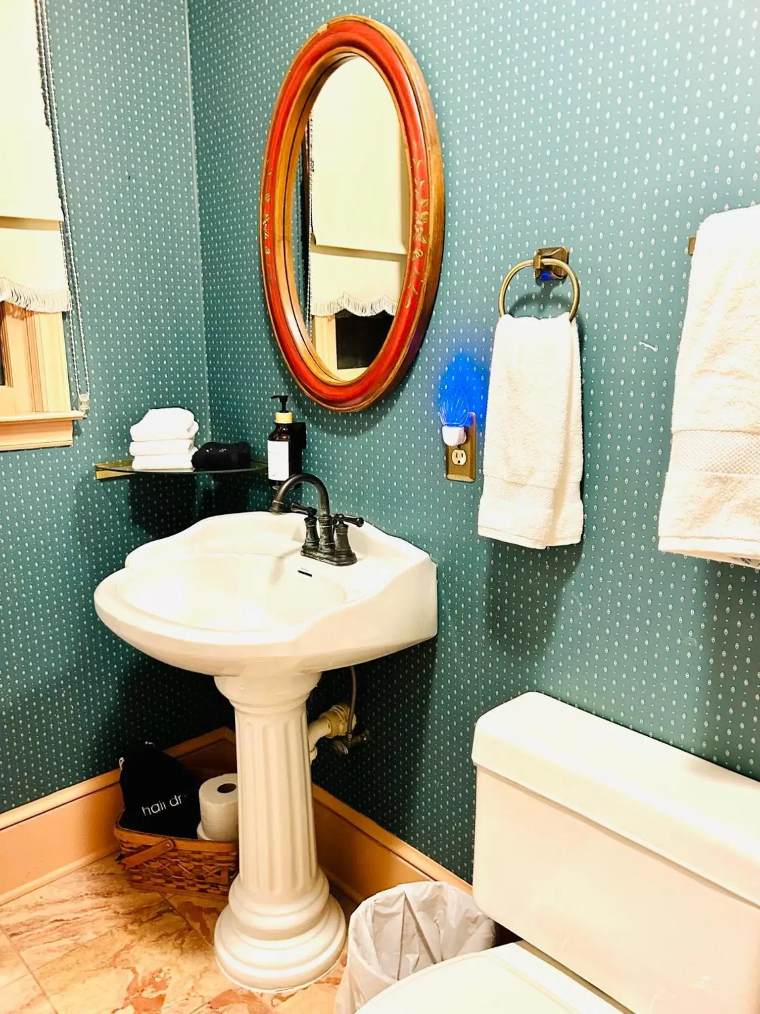 Bathroom in The Claiborne Bed and Breakfast