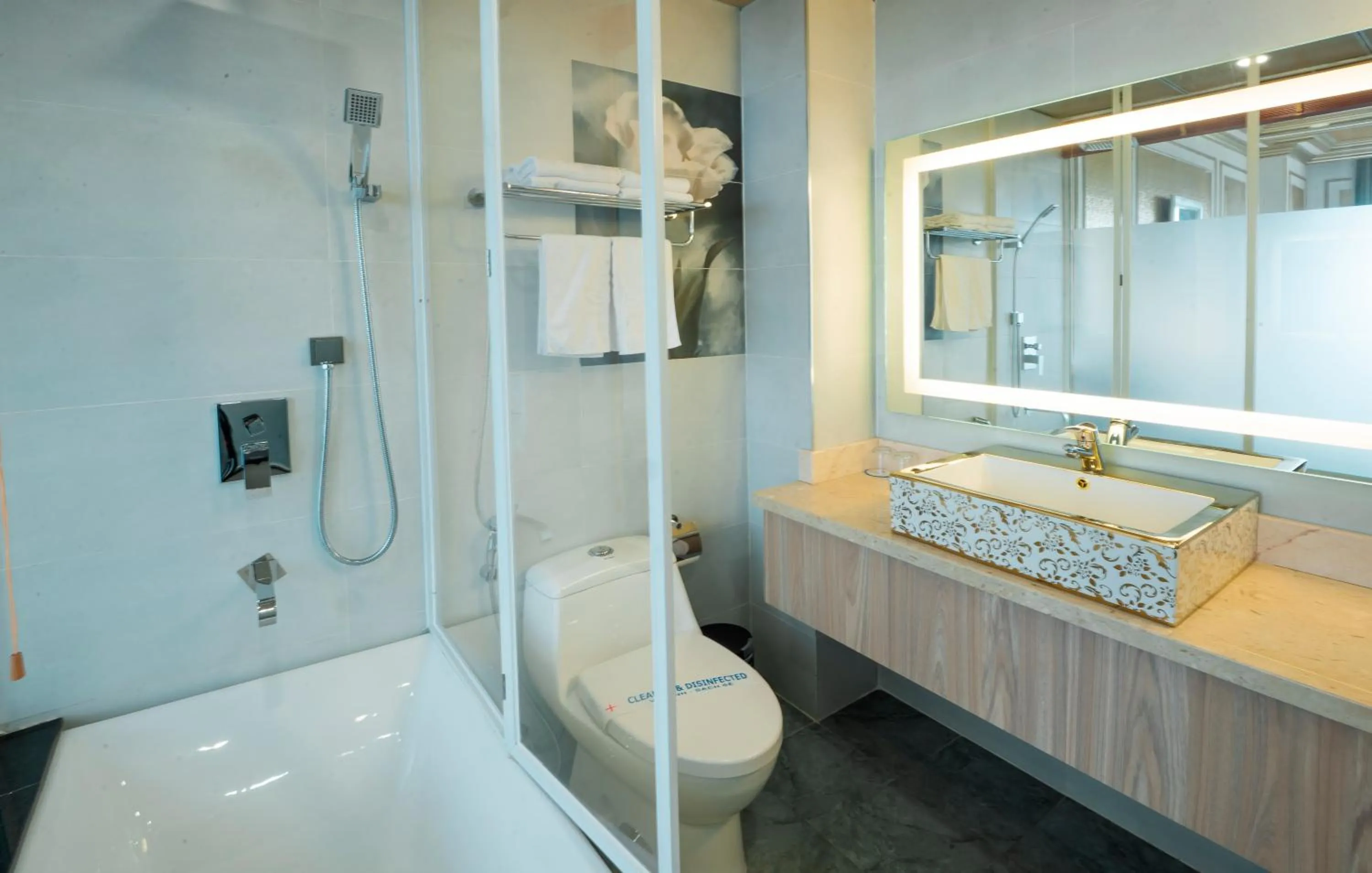 Shower in Lotus Saigon Hotel