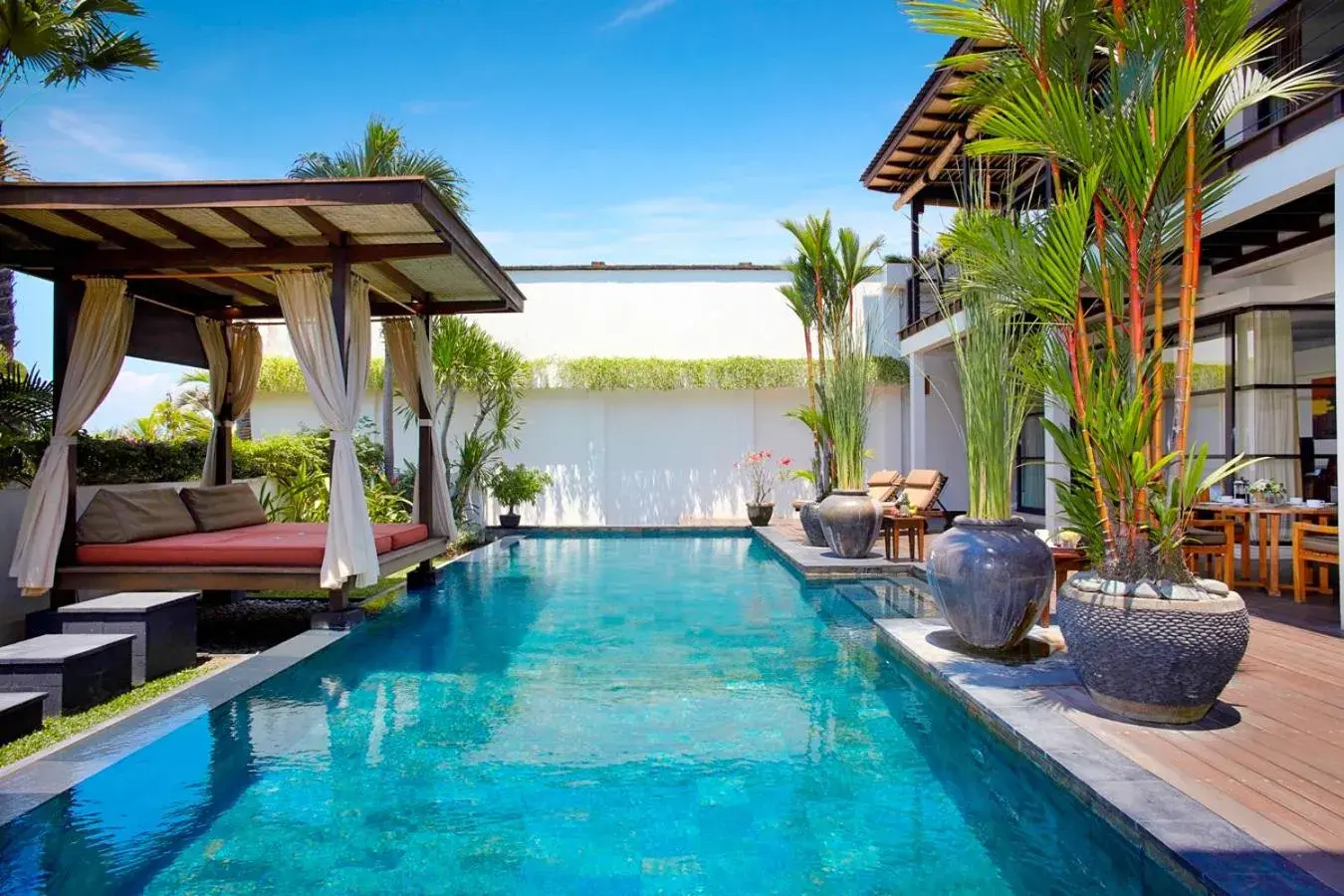 Swimming Pool in Temple Hill Residence Villa