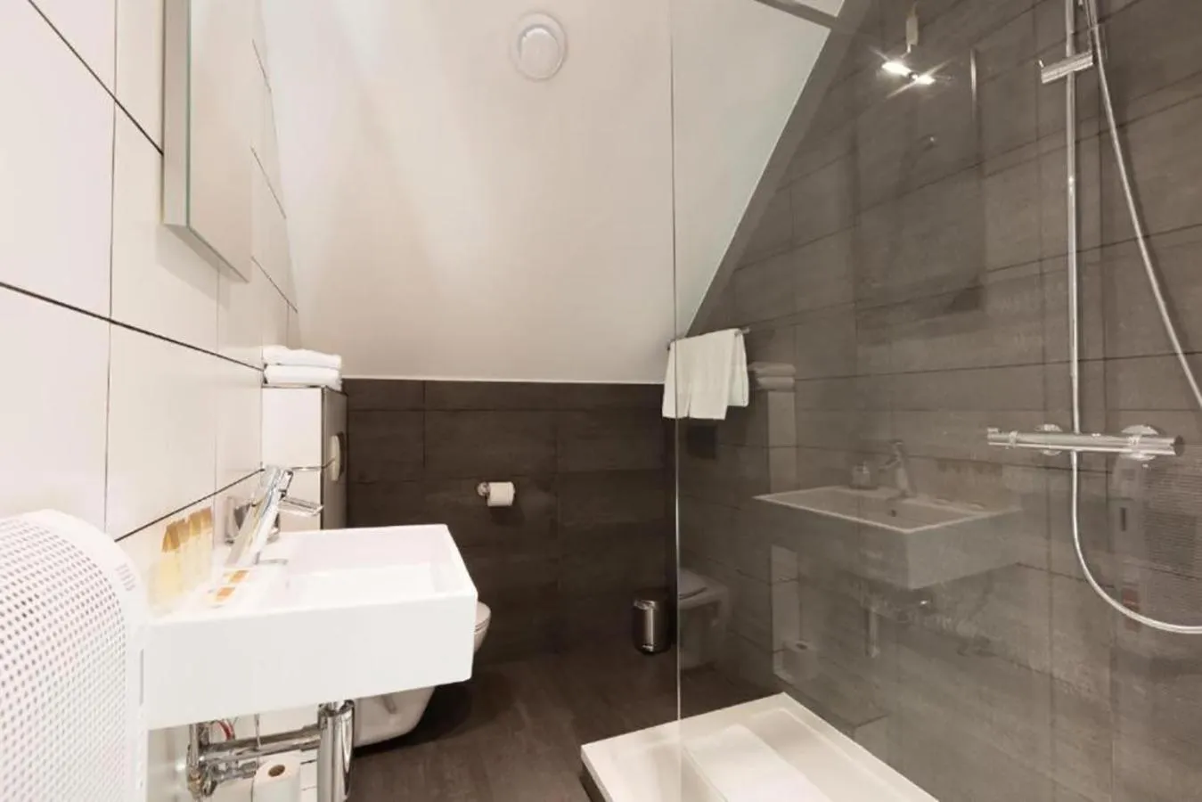 Shower in Hotel Gravensteen