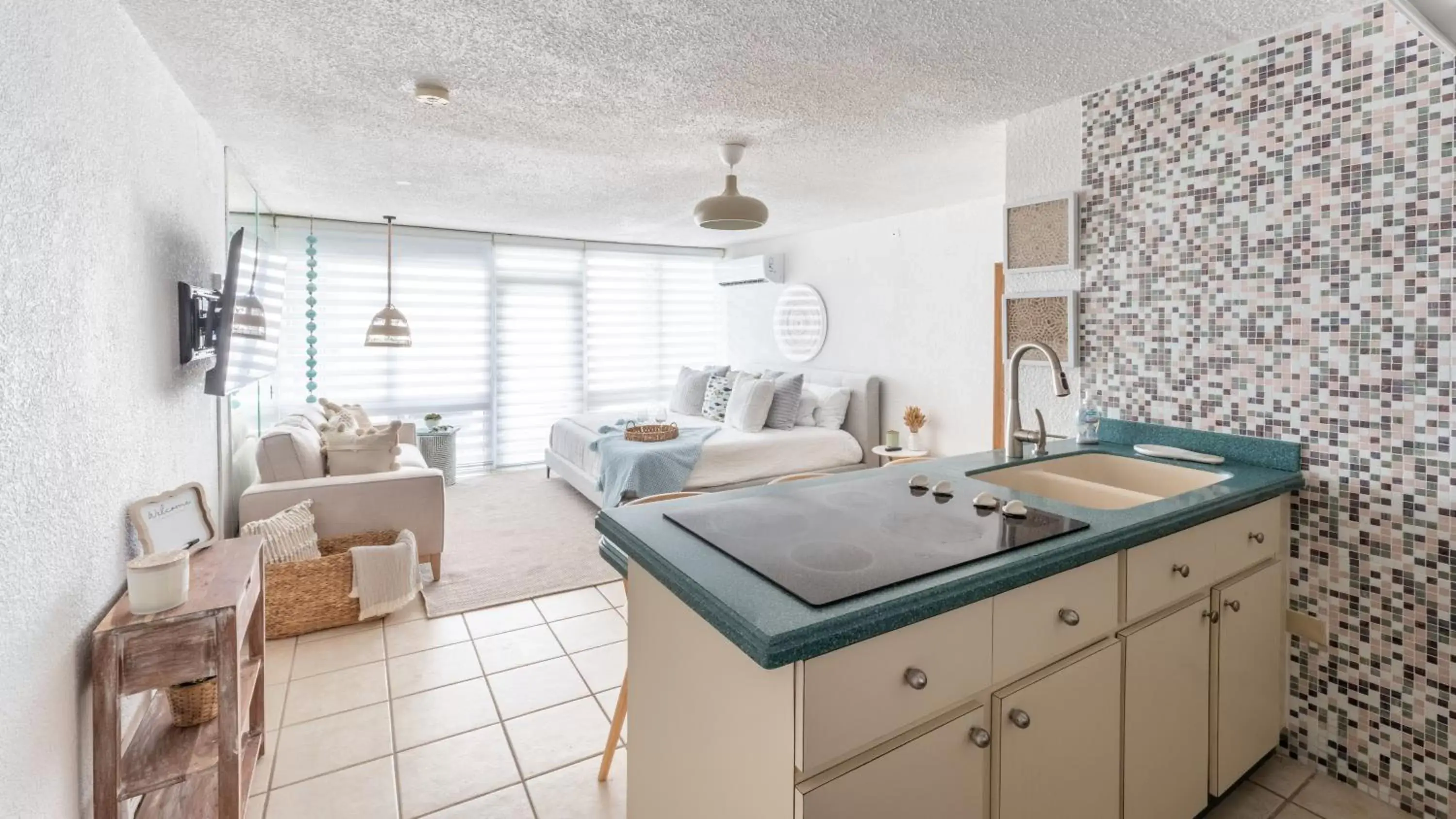 Kitchen or kitchenette, Kitchen/Kitchenette in OCEAN VIEW DELUXE SUITE: PVT. BEACH & POOL