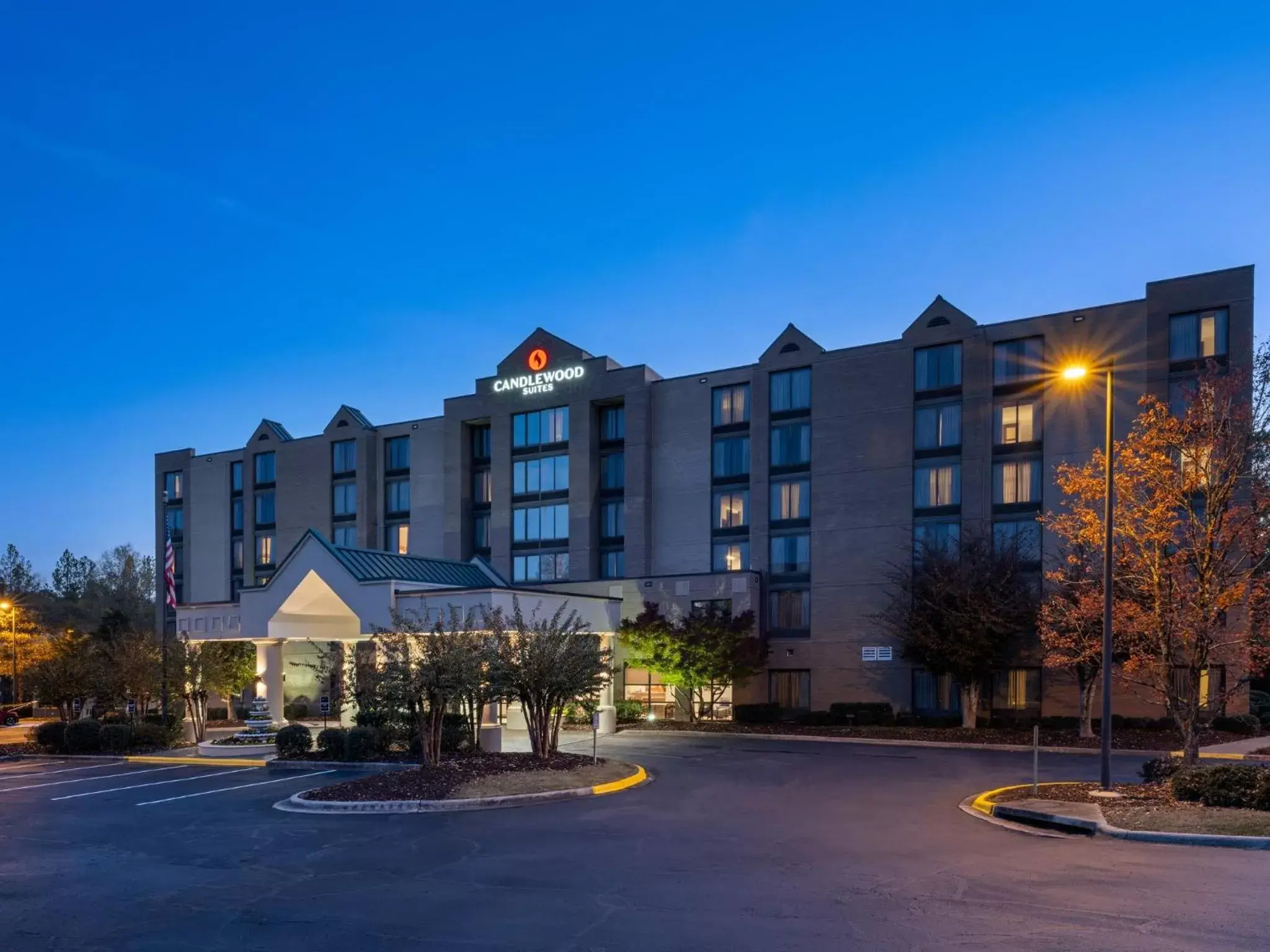 Property building in Candlewood Suites - Birmingham - Inverness by IHG Property building in Candlewood Suites - Birmingham - Inverness by IHG