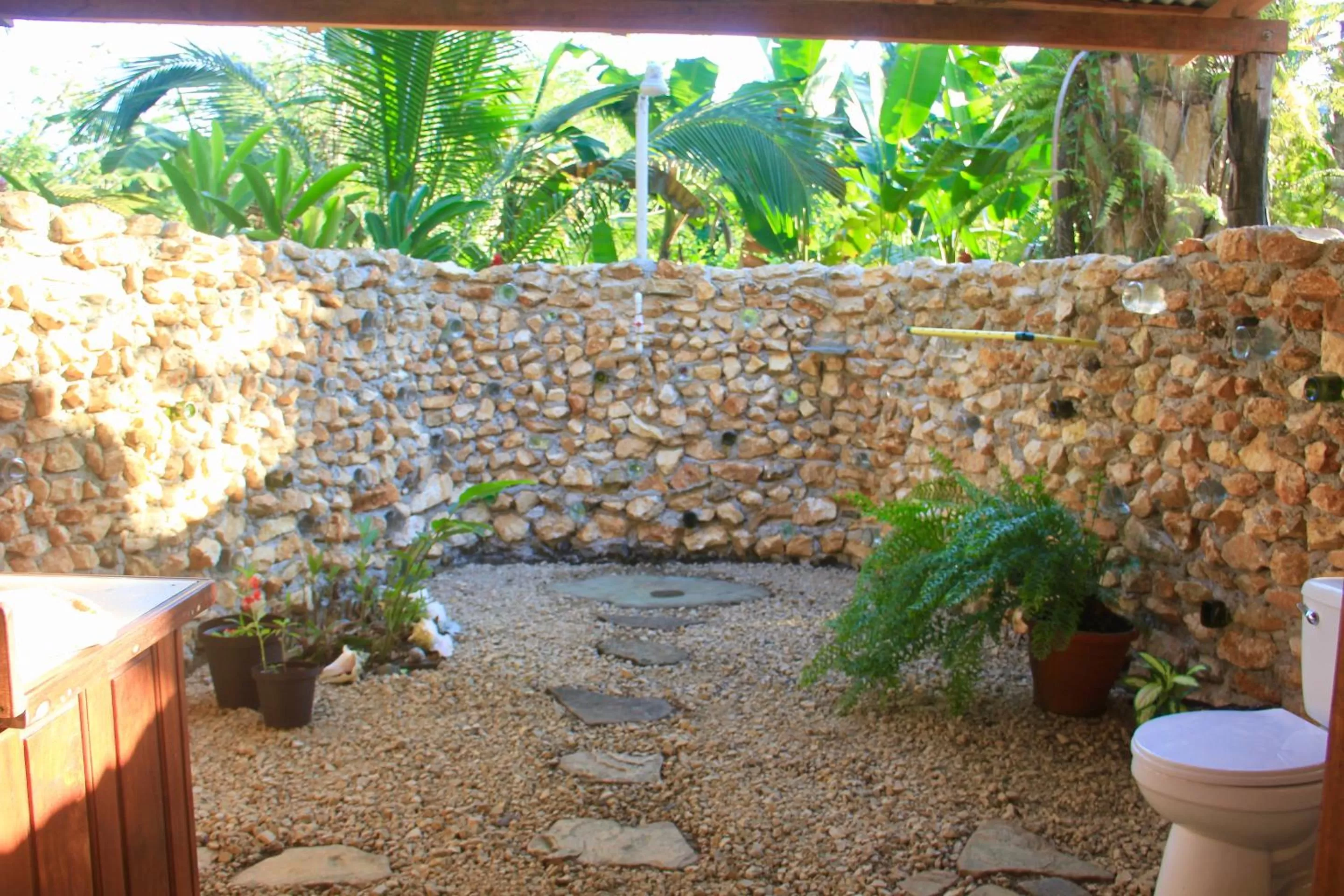 Shower in Sun Creek Lodge