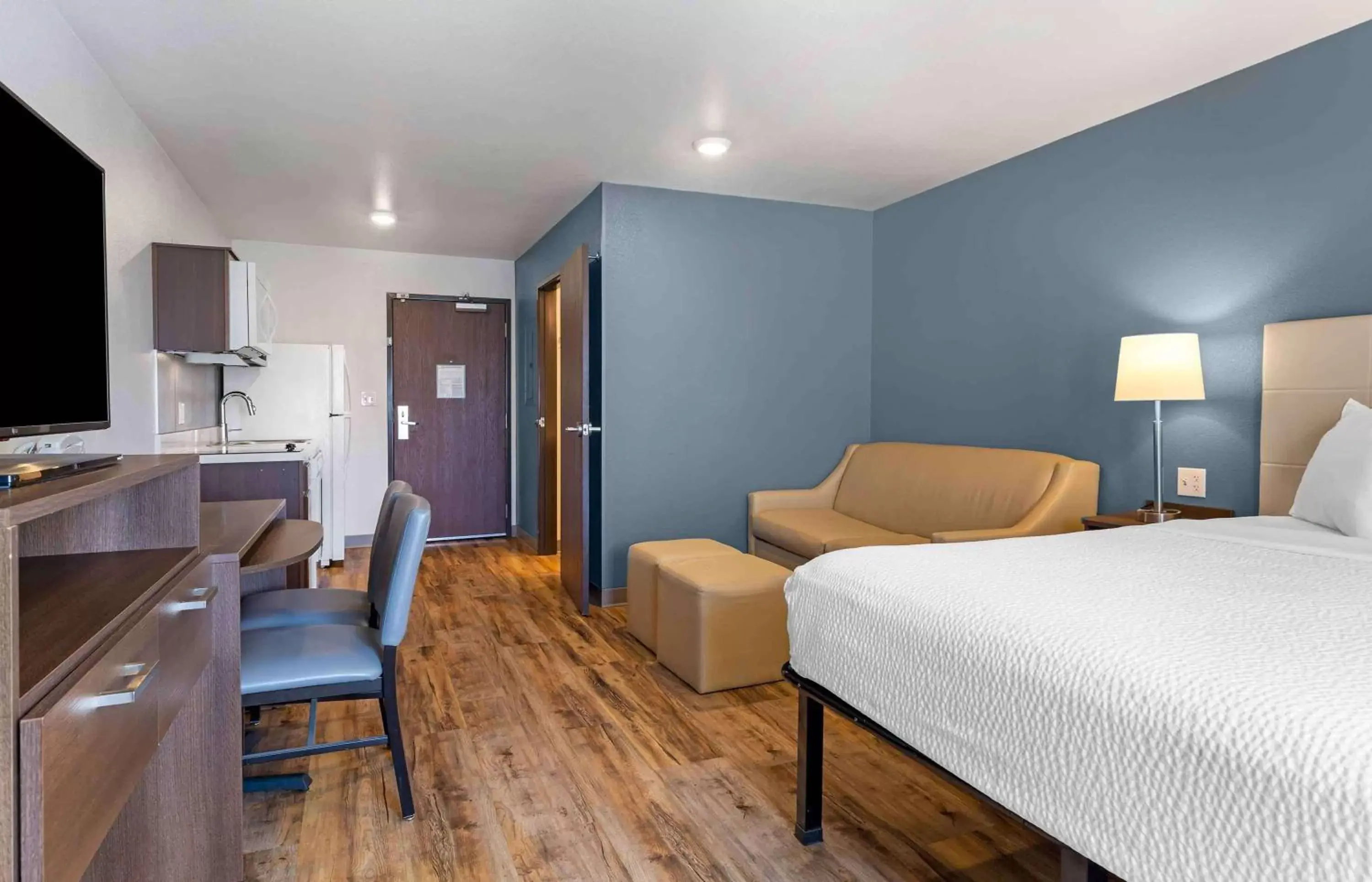 Bedroom in Extended Stay America Suites - Boston - Saugus