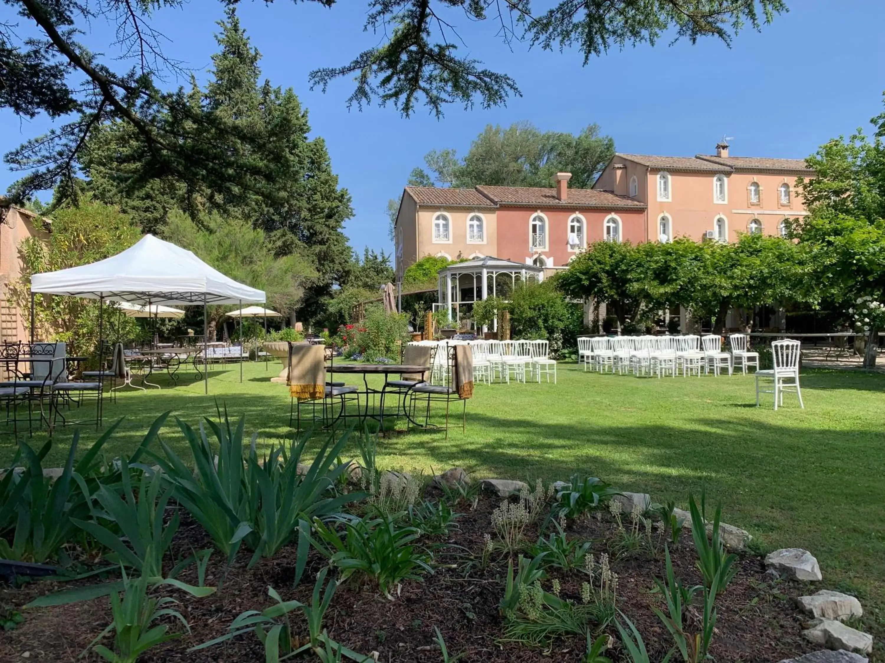 Garden, Property Building in Moulin de la Roque