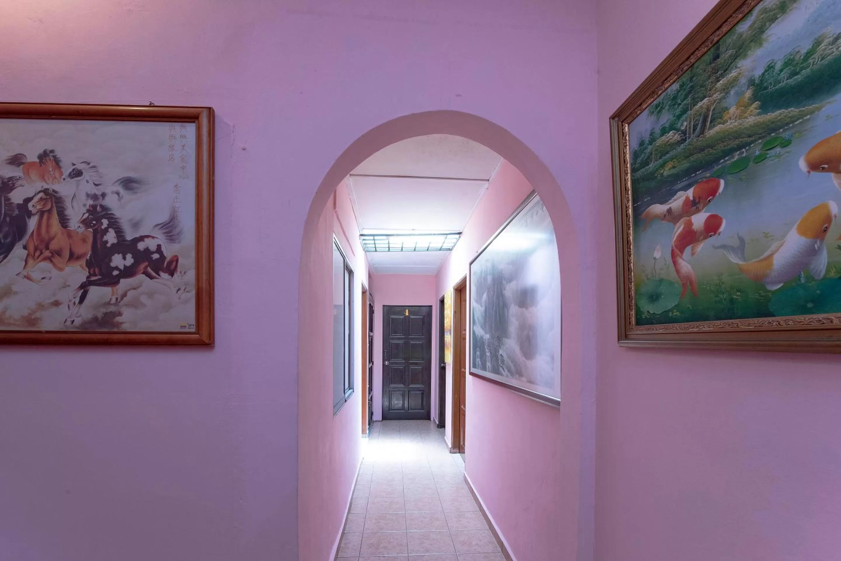 SPOT ON 90305 Hen Hen Hotel