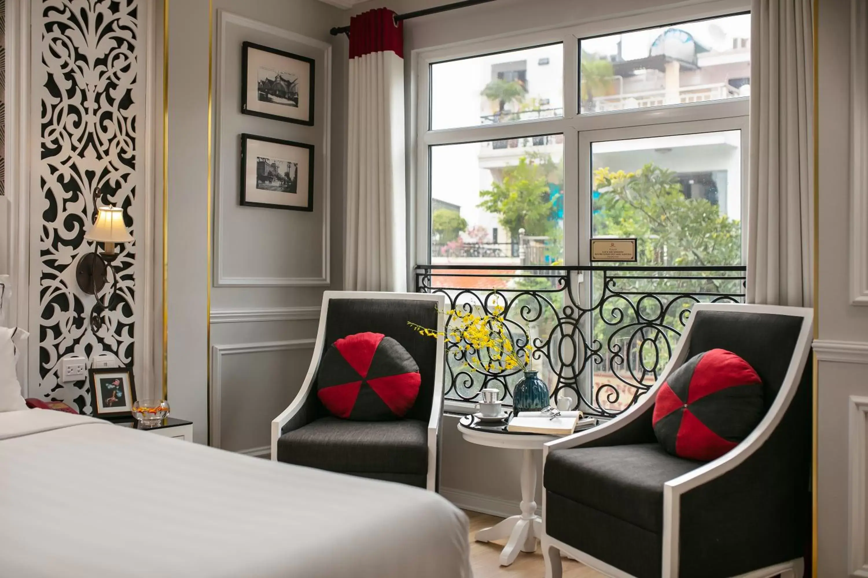 Living room, Seating Area in Lavender Central Hotel & Spa Hanoi Living room, Seating Area in Lavender Central Hotel & Spa Hanoi