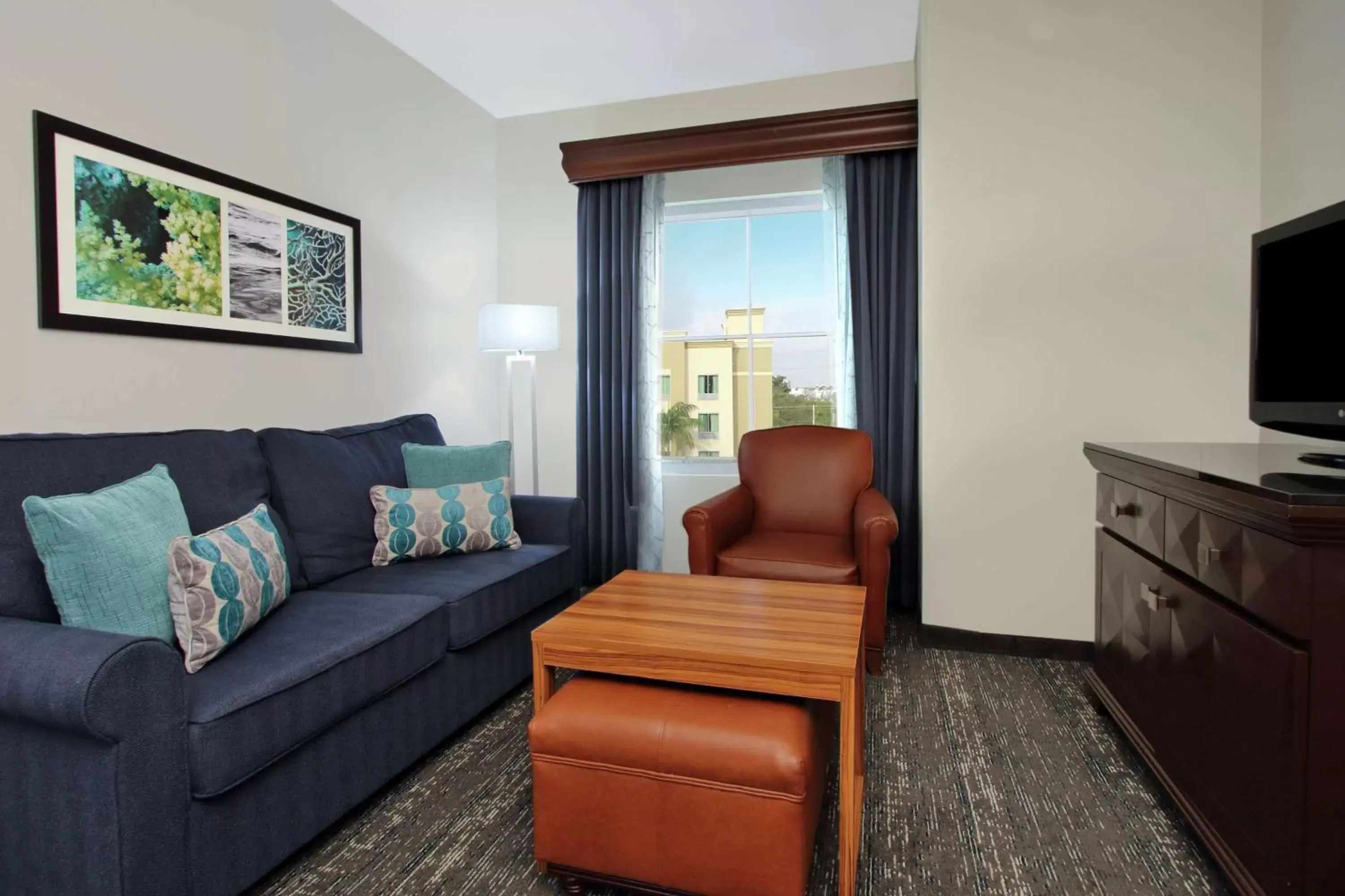 Living room, Seating Area in Homewood Suites by Hilton Fort Lauderdale Airport-Cruise Port