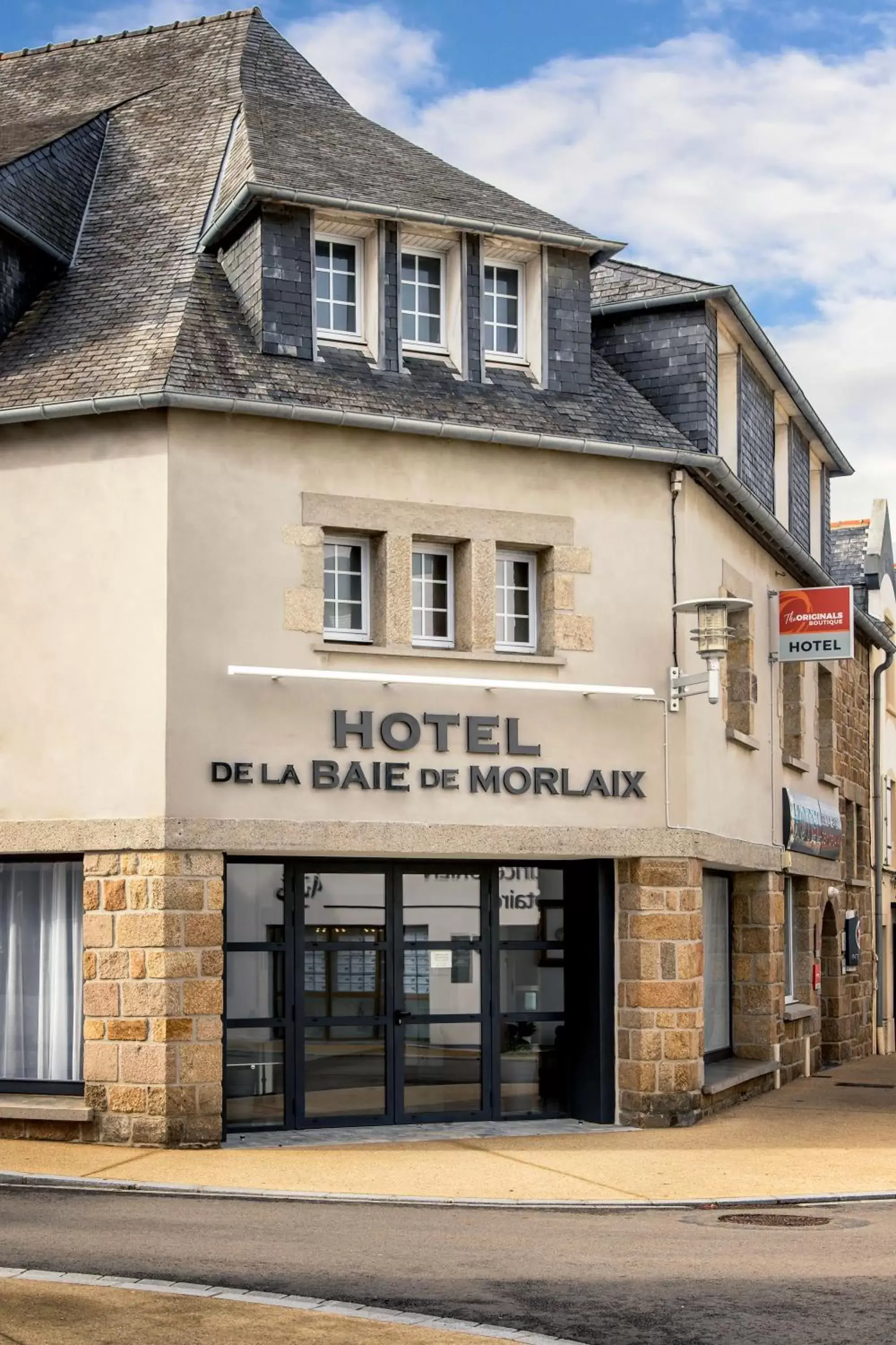 Property Building in The Originals Boutique, Hôtel La Baie de Morlaix (Inter-Hotel)