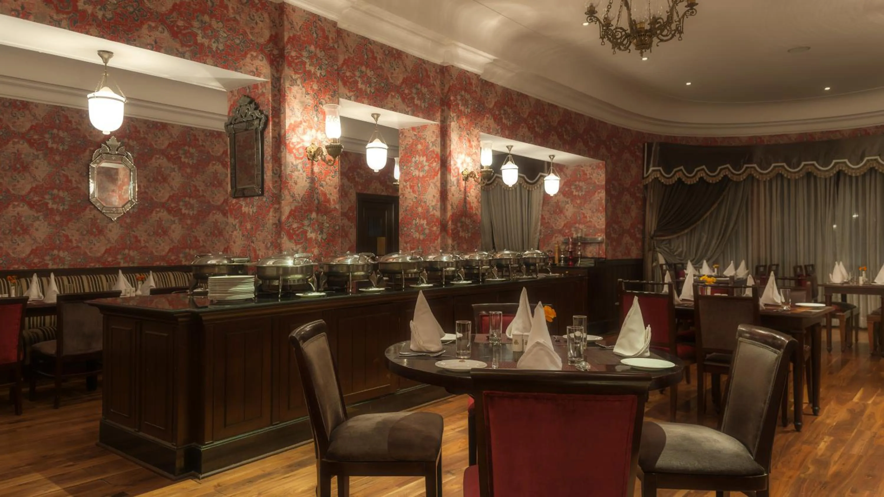 Meals in The Claridges Nabha Residence