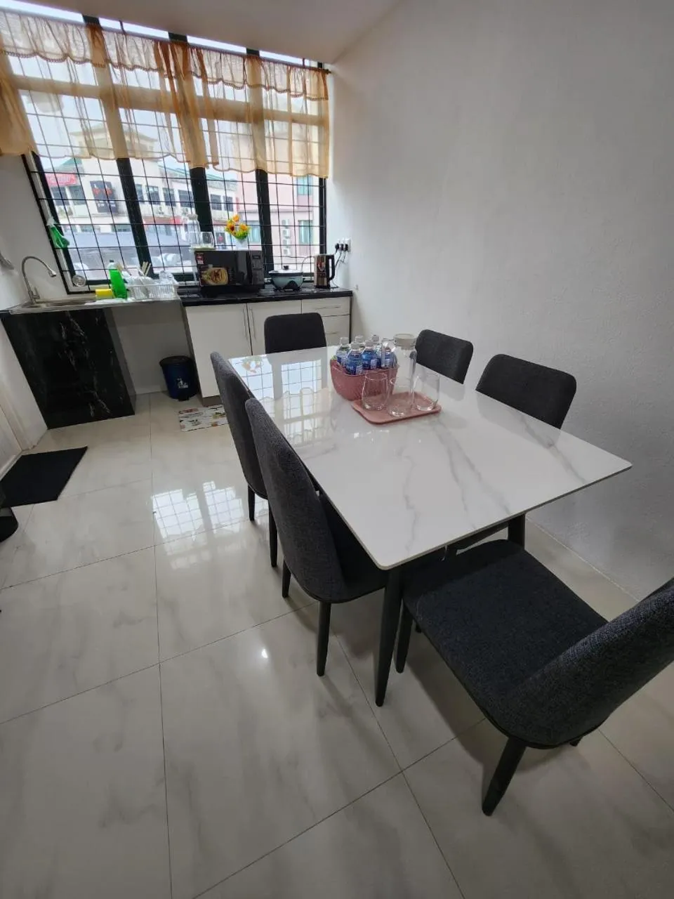 Dining area in One Point Hotel