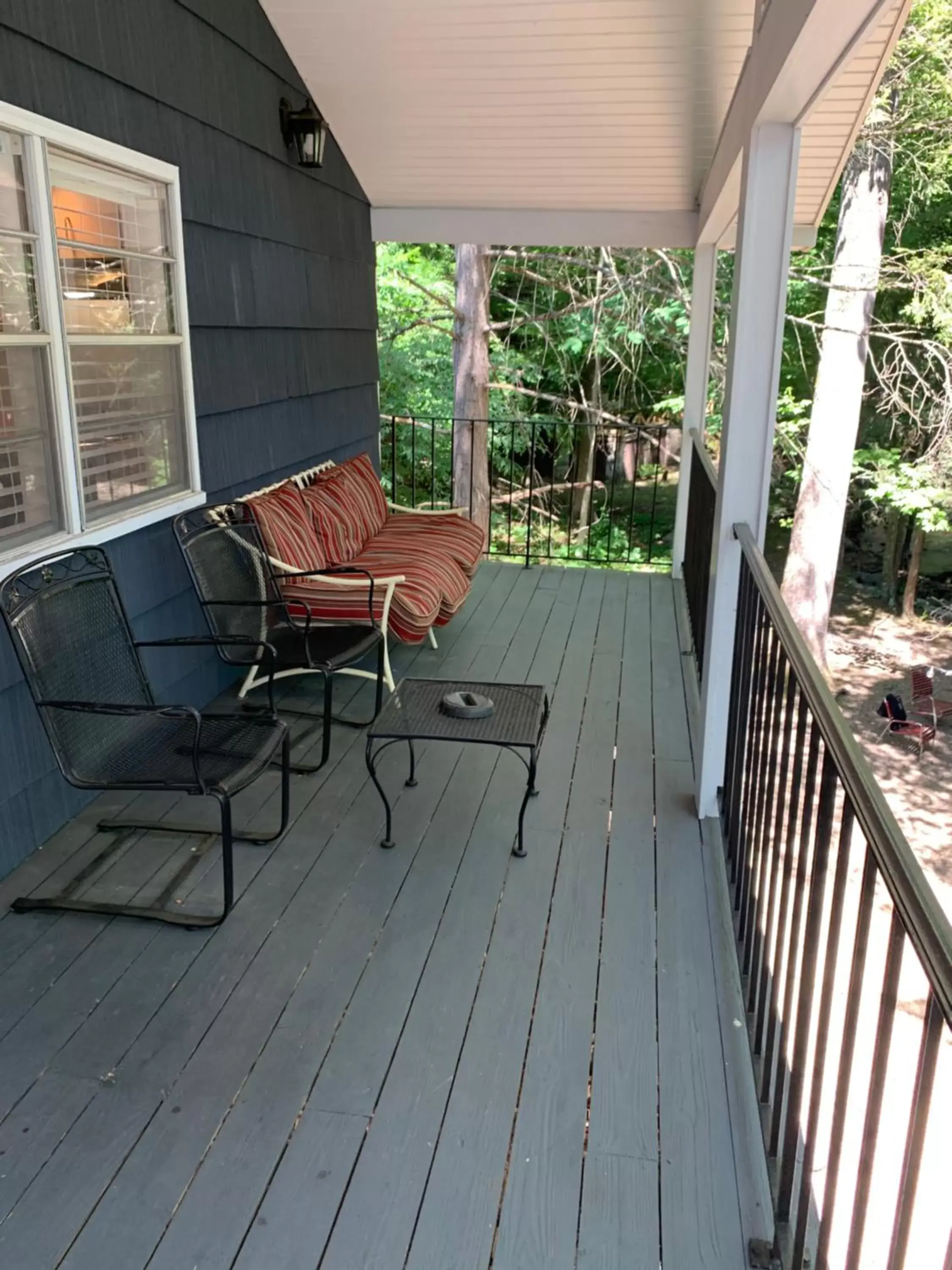 Balcony/Terrace in Carr's Northside Hotel and Cottages