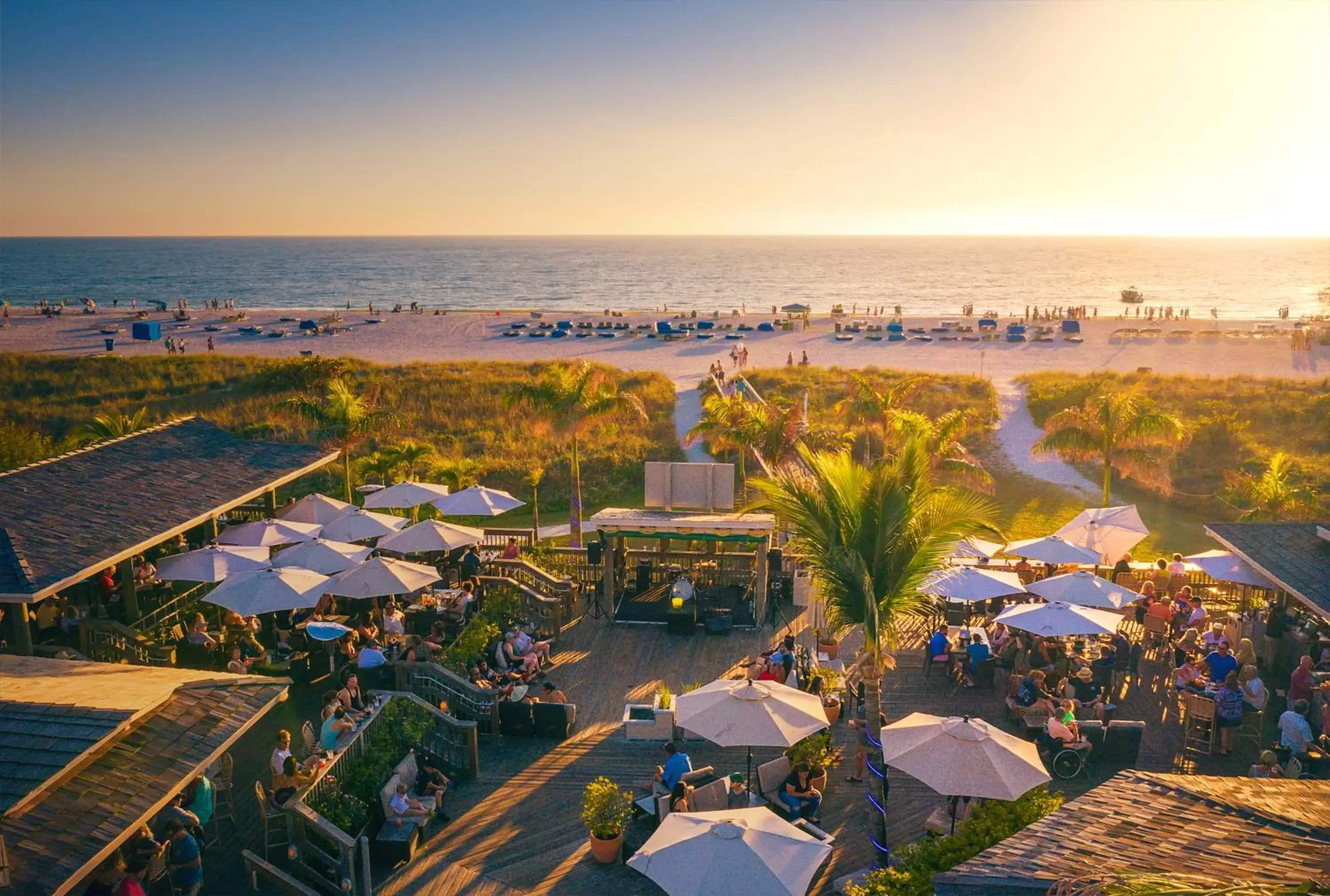 Bird's eye view, Bird's-eye View in The Beachcomber St. Pete Beach Resort & Hotel