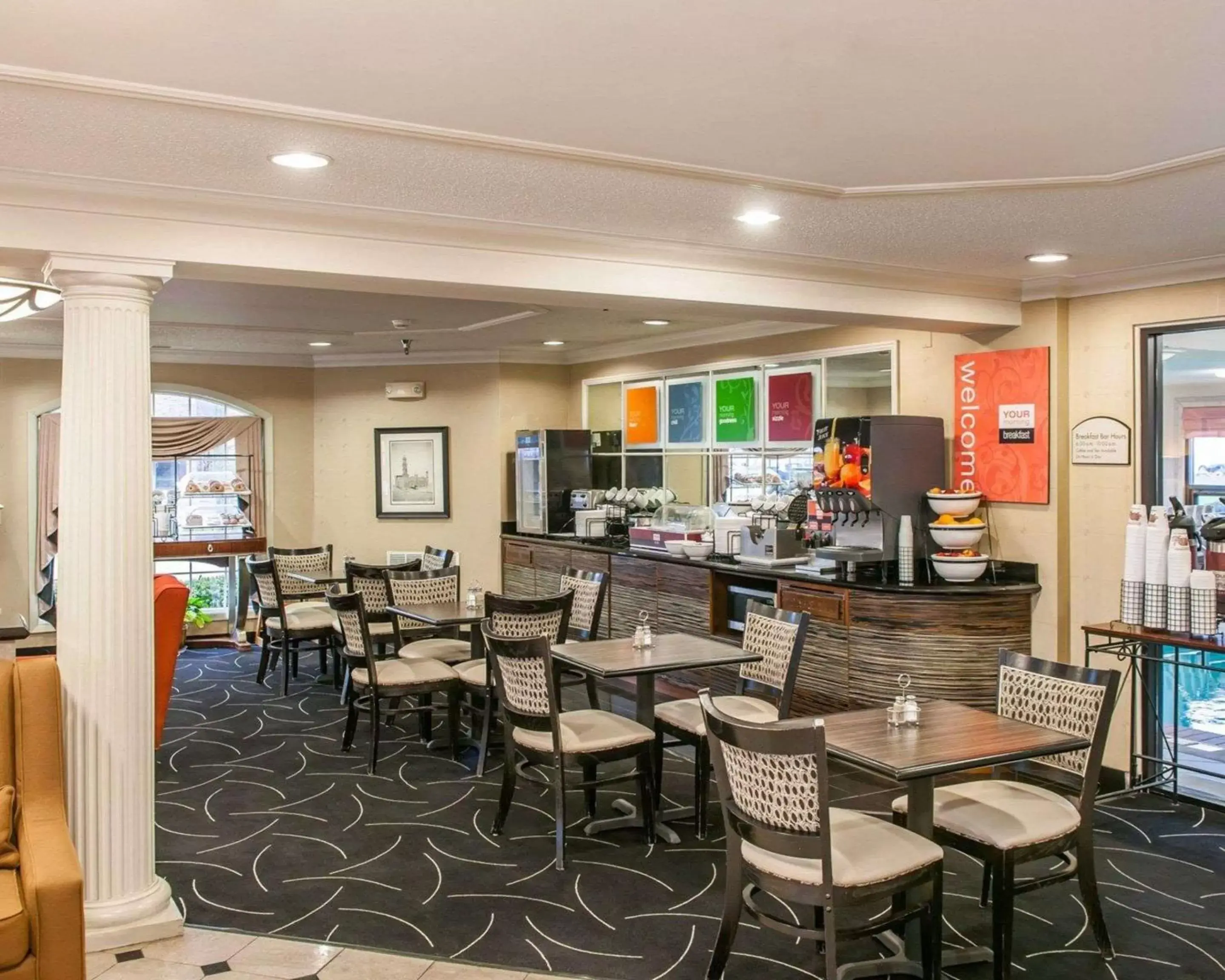 Restaurant/Places to Eat in Comfort Inn Indianapolis South I-65