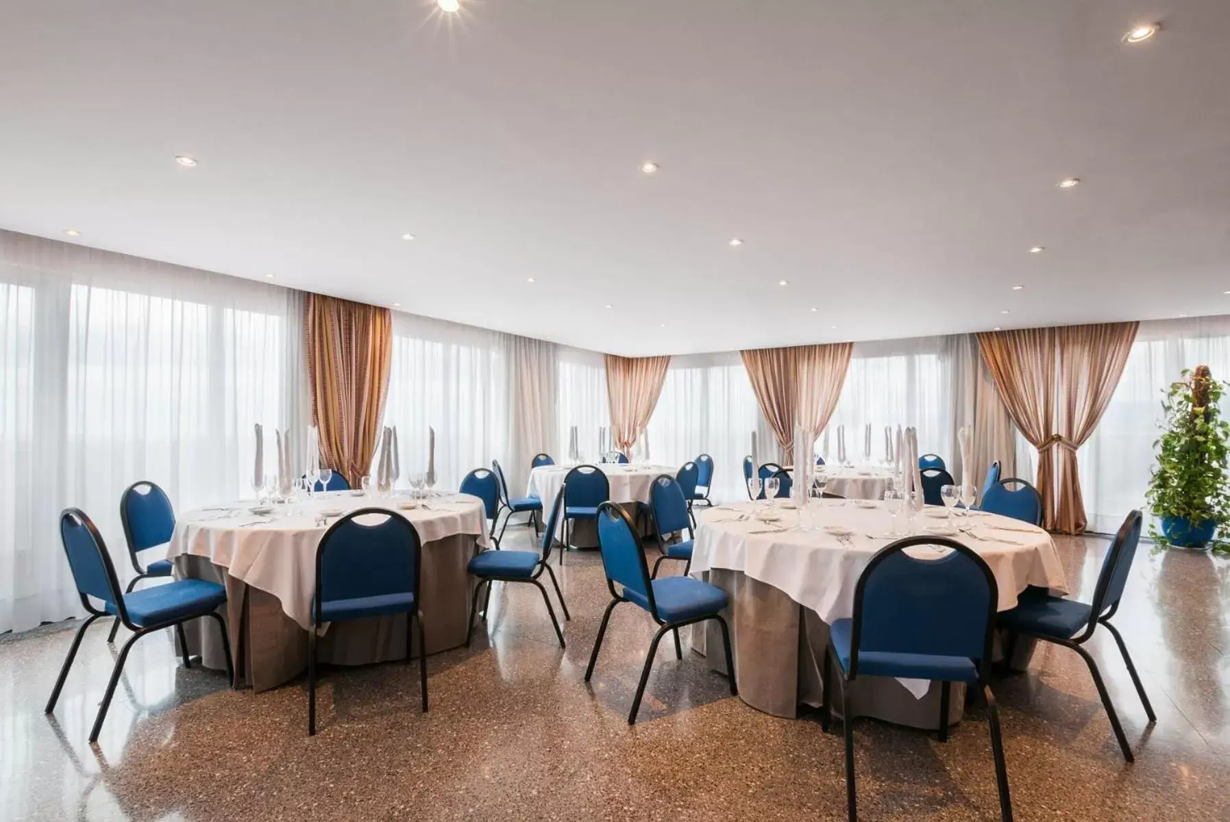 Banquet/Function facilities in Hotel Gaudi