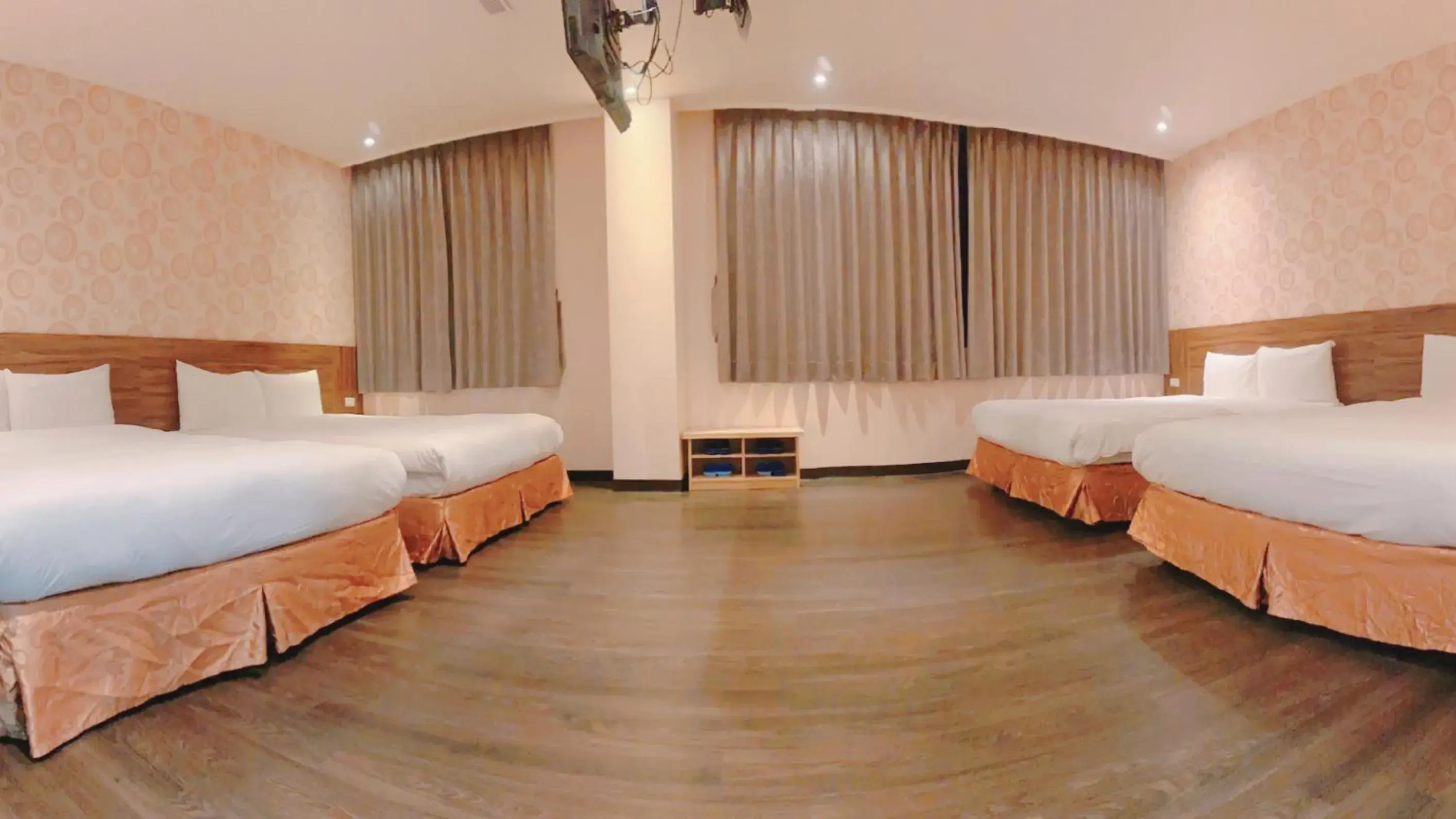 Photo of the whole room, Bed in Centre Hotel