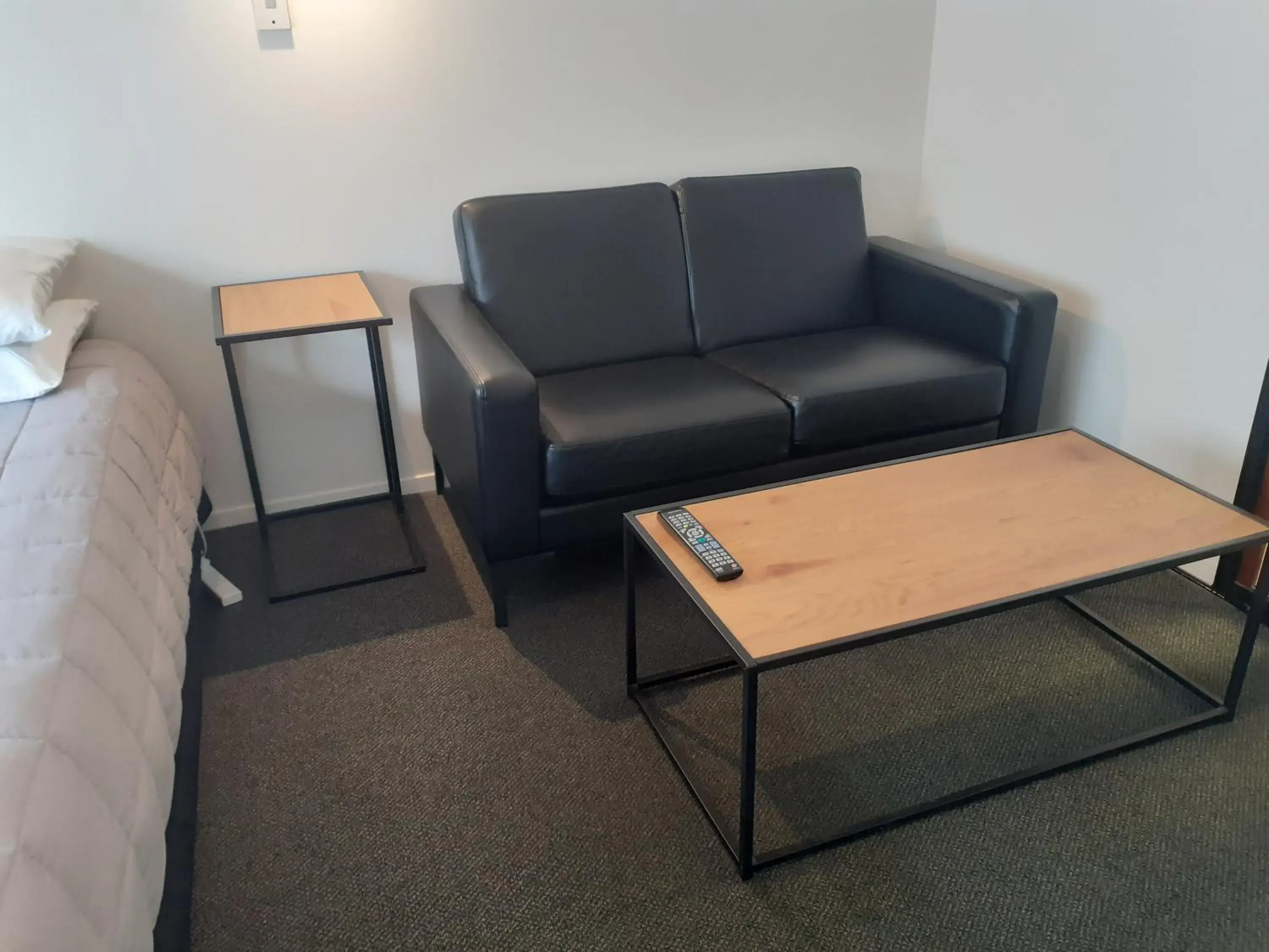 Seating Area in Homestead Lodge Motel