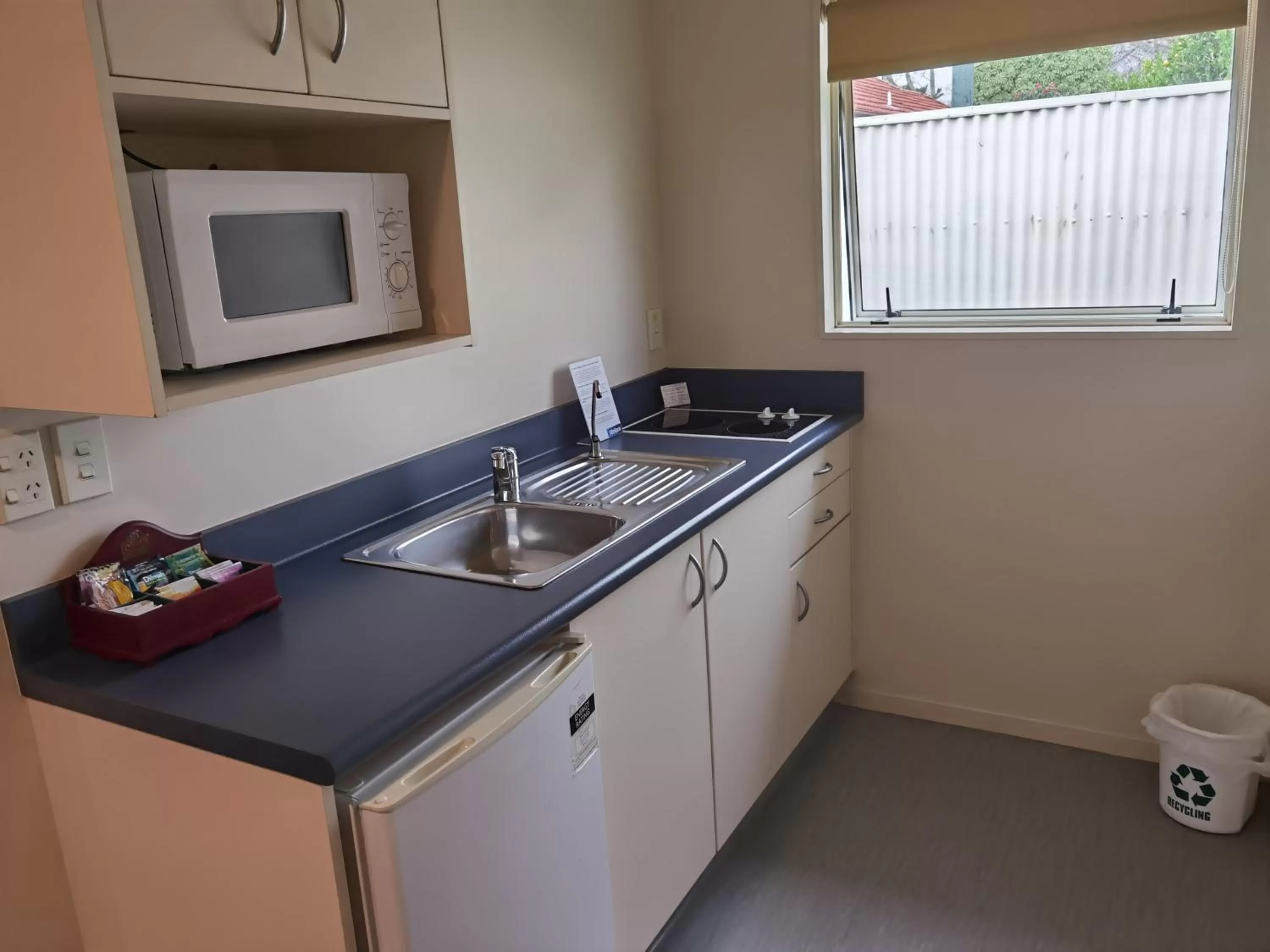 Coffee/tea facilities in Harringtons Motor Lodge