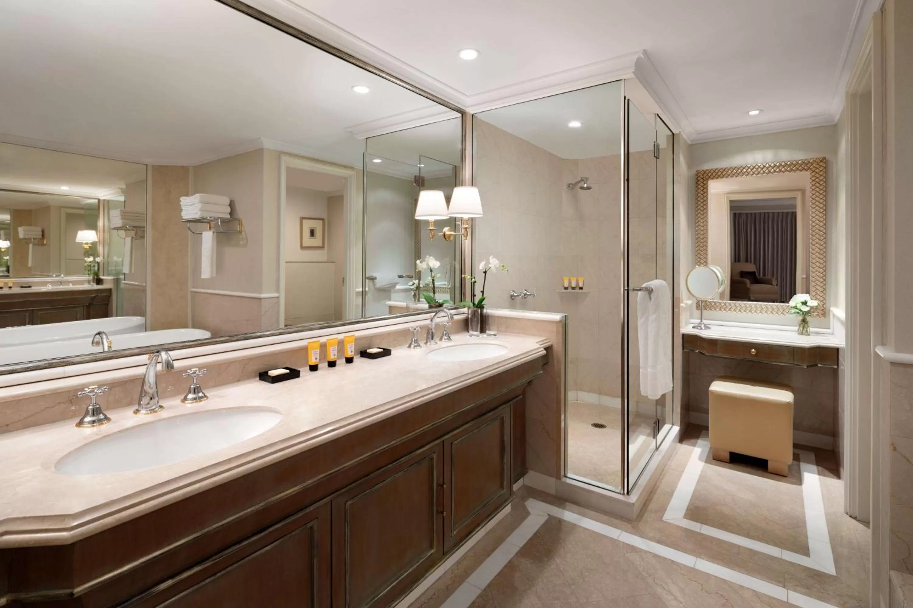 Bathroom in Shangri-La Sydney