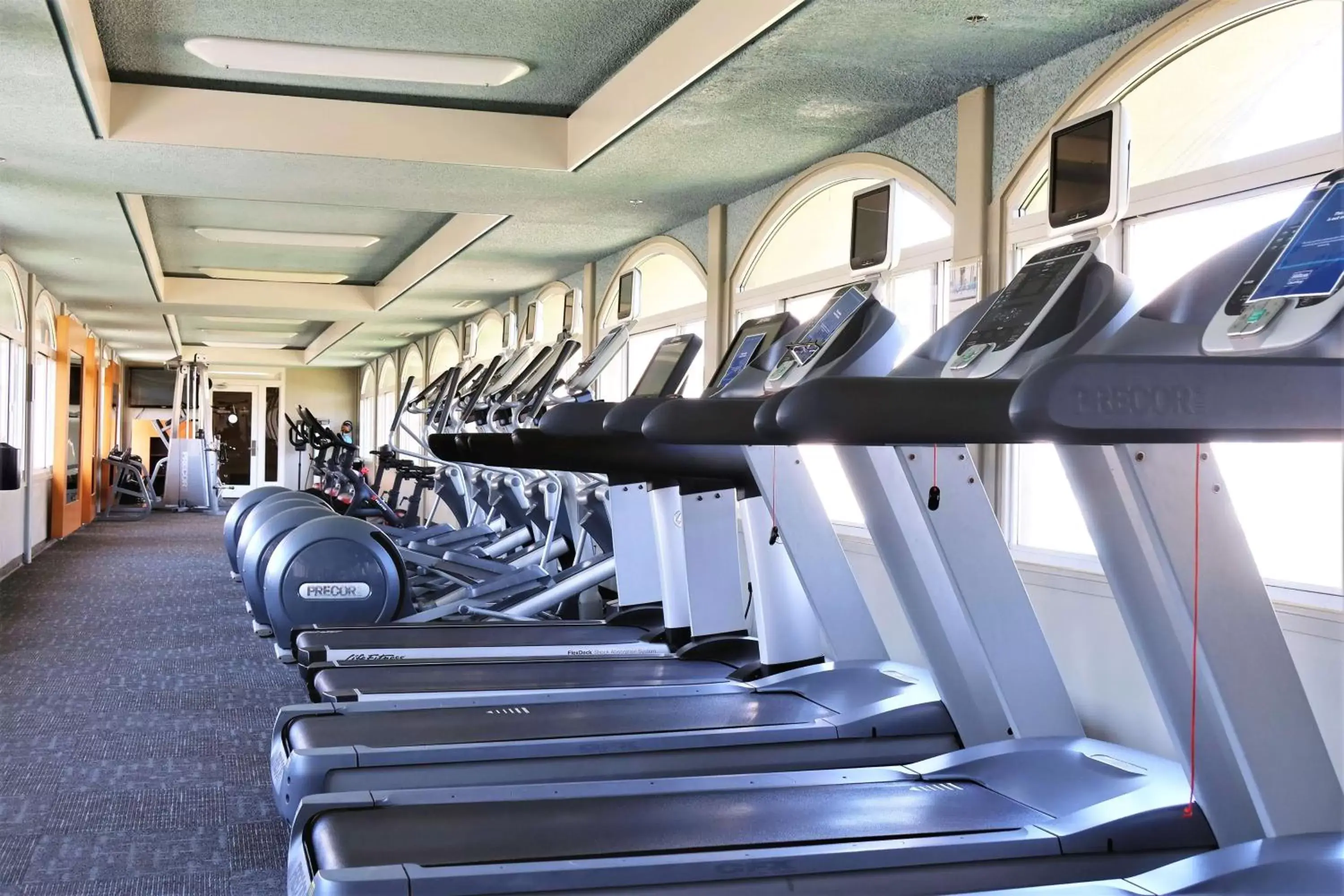 Fitness centre/facilities, Fitness Center/Facilities in Hilton Oakland Airport