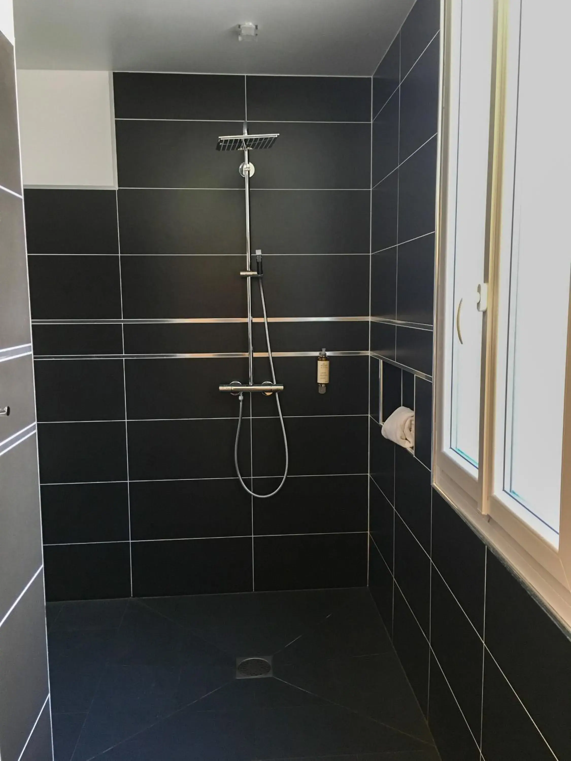 Shower, Bathroom in Negrecoste Hôtel & Spa