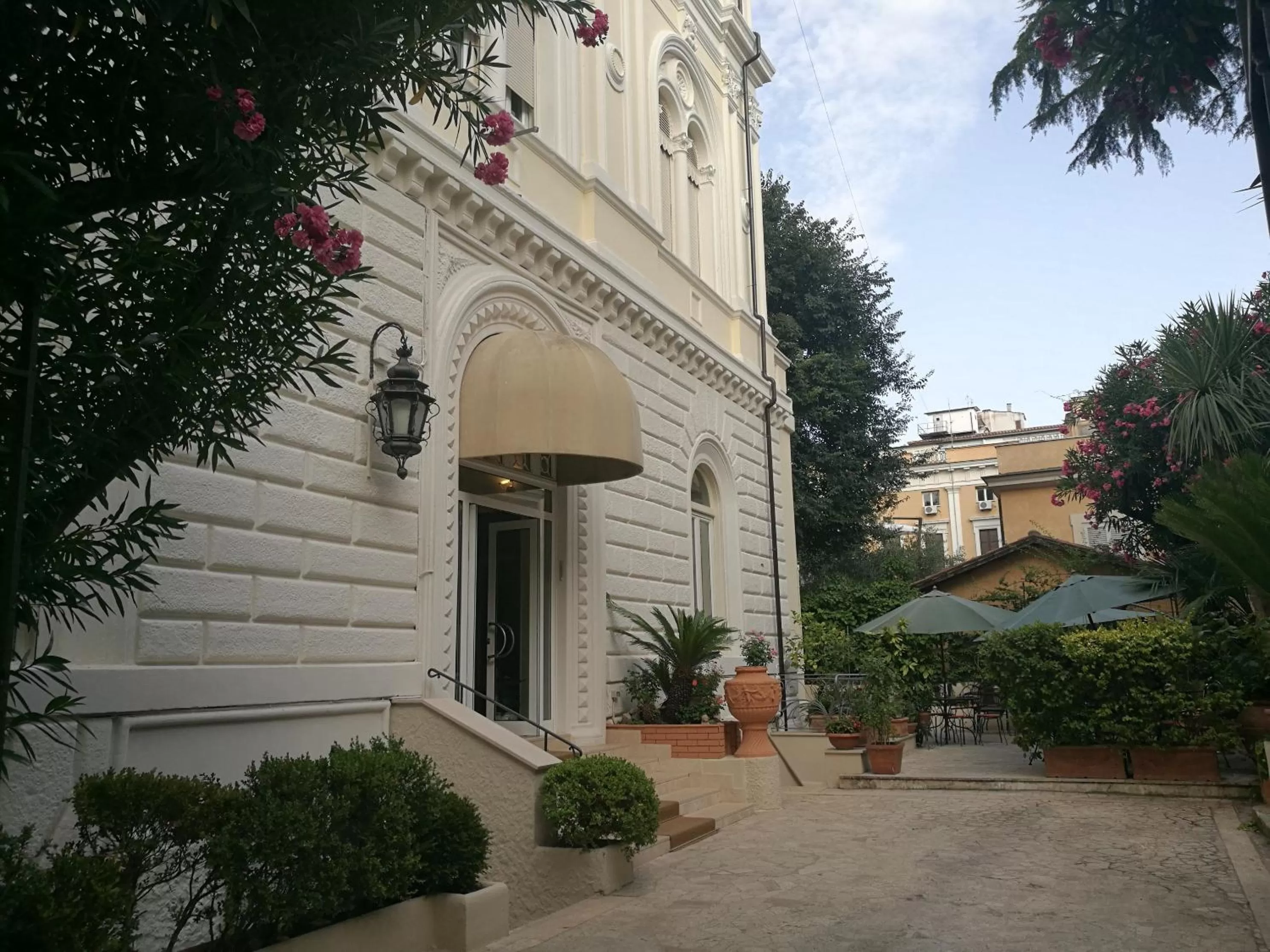 Facade/entrance in Hotel Villa Delle Rose