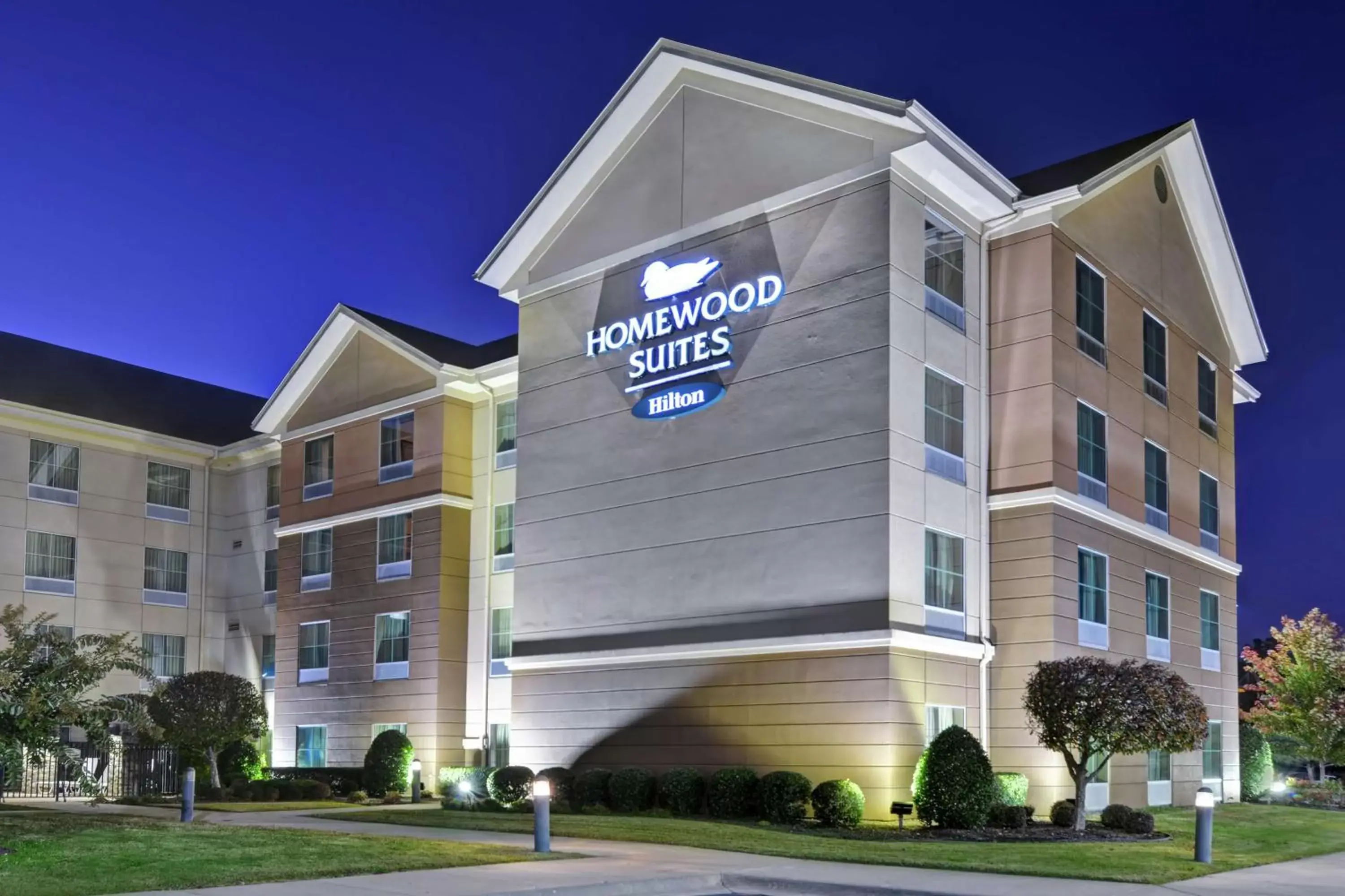 Property Building in Homewood Suites by Hilton Fayetteville
