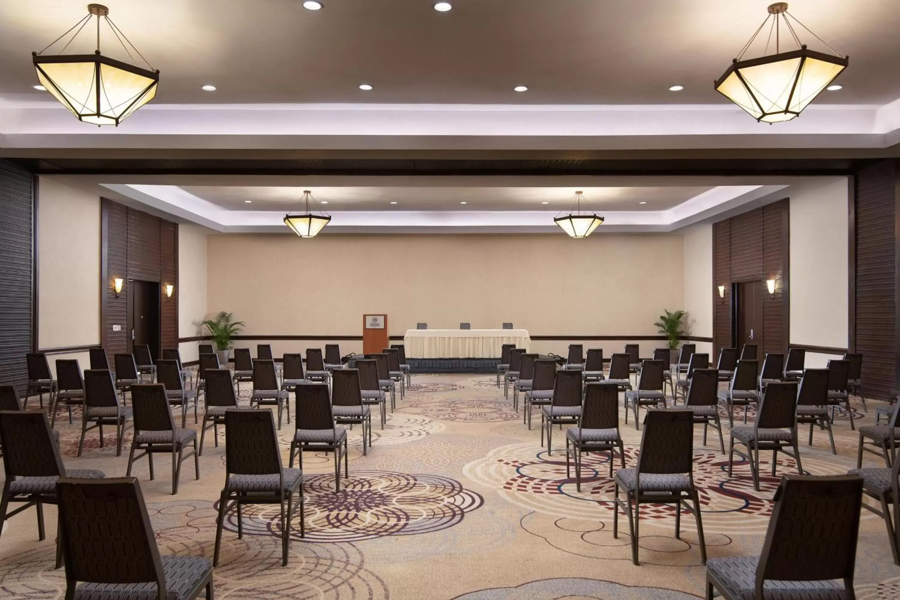 Meeting/conference room, Restaurant/Places to Eat in Sheraton Santo Domingo